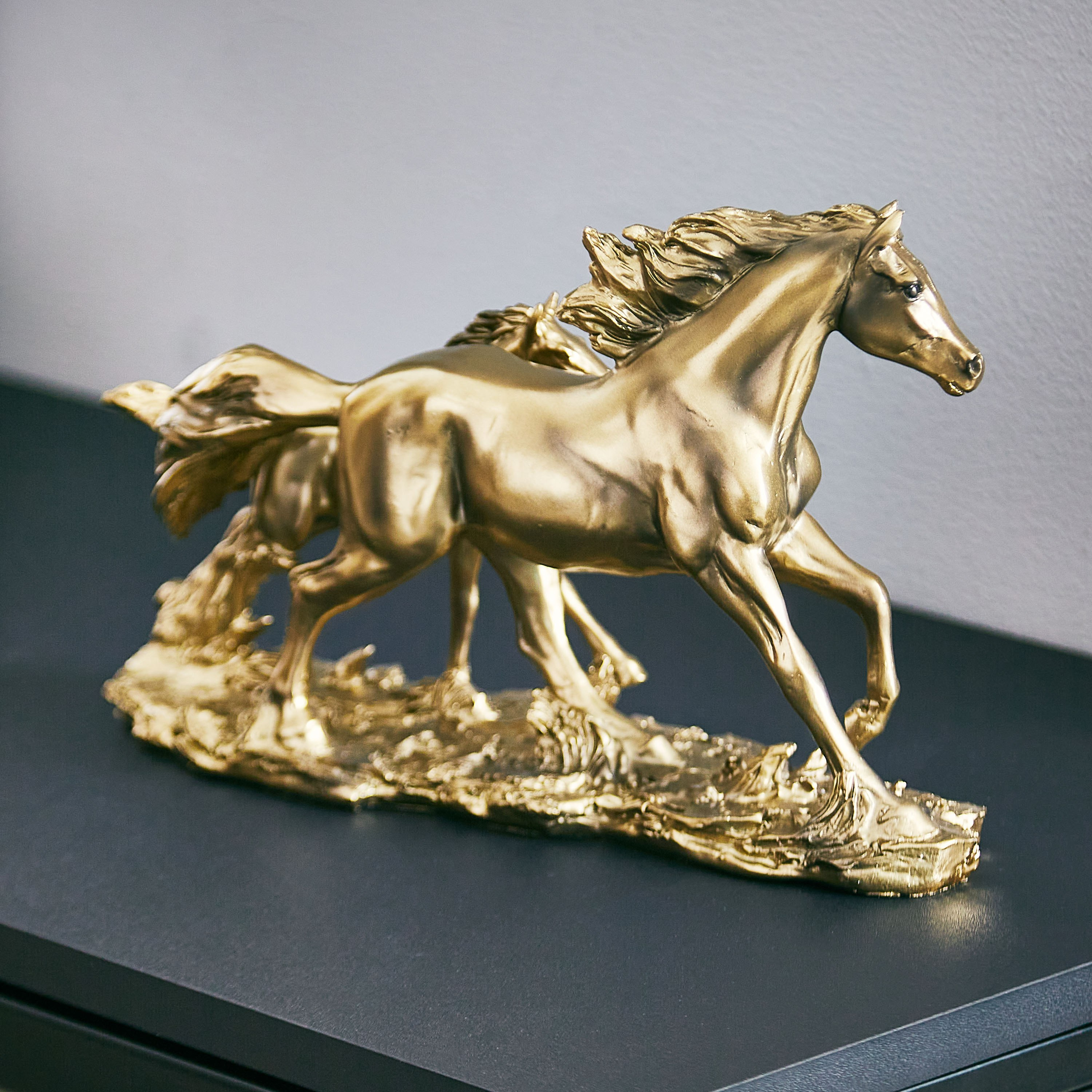 تمثال على شكل حصان من زوي - 27.3x8x16.3 سم-hbxhomeware-homedecor-figurinesandornaments-image-2