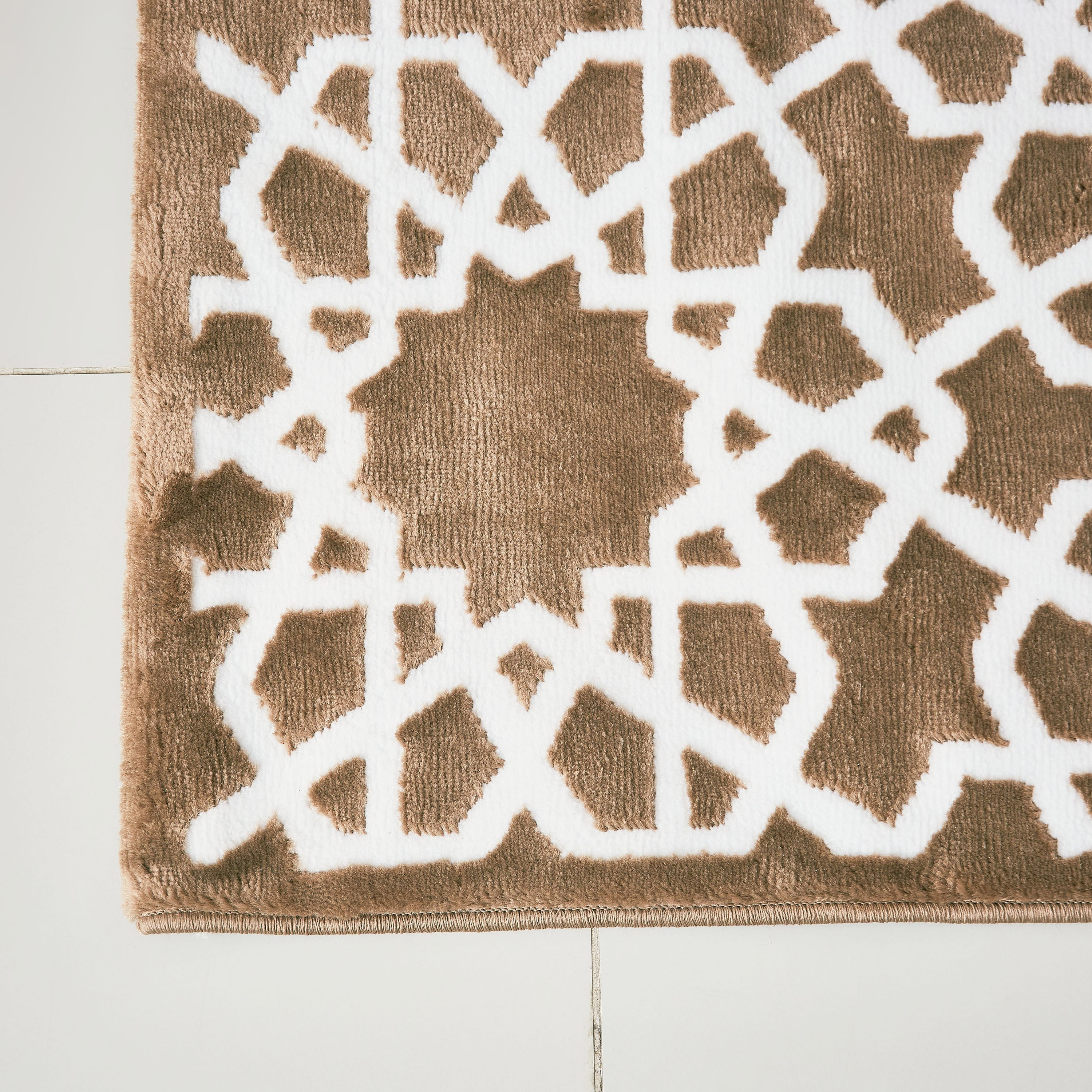 سجادة بولي بروبلين مقاومة للبقع من مشاعل إمباير - 110x160 سم-hbxdecorandfurnishings-floorcoverings-rugs-image-2