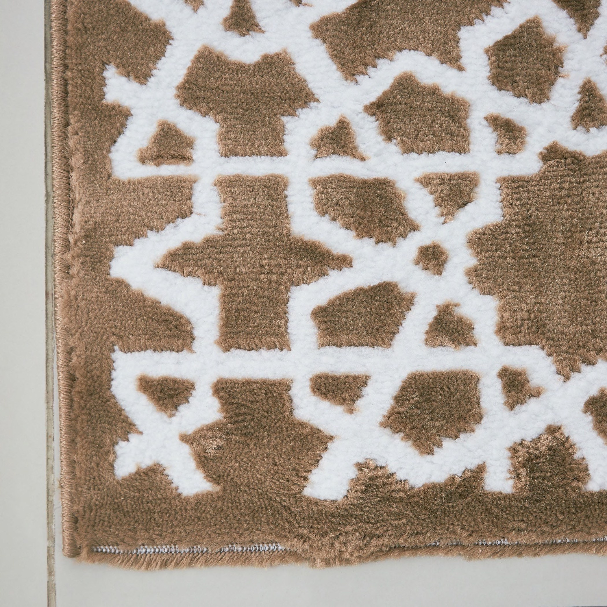 سجادة بولي بروبلين مقاومة للبقع إمباير من مشاعل - 60x150 سم-hbxdecorandfurnishings-floorcoverings-rugs-image-2