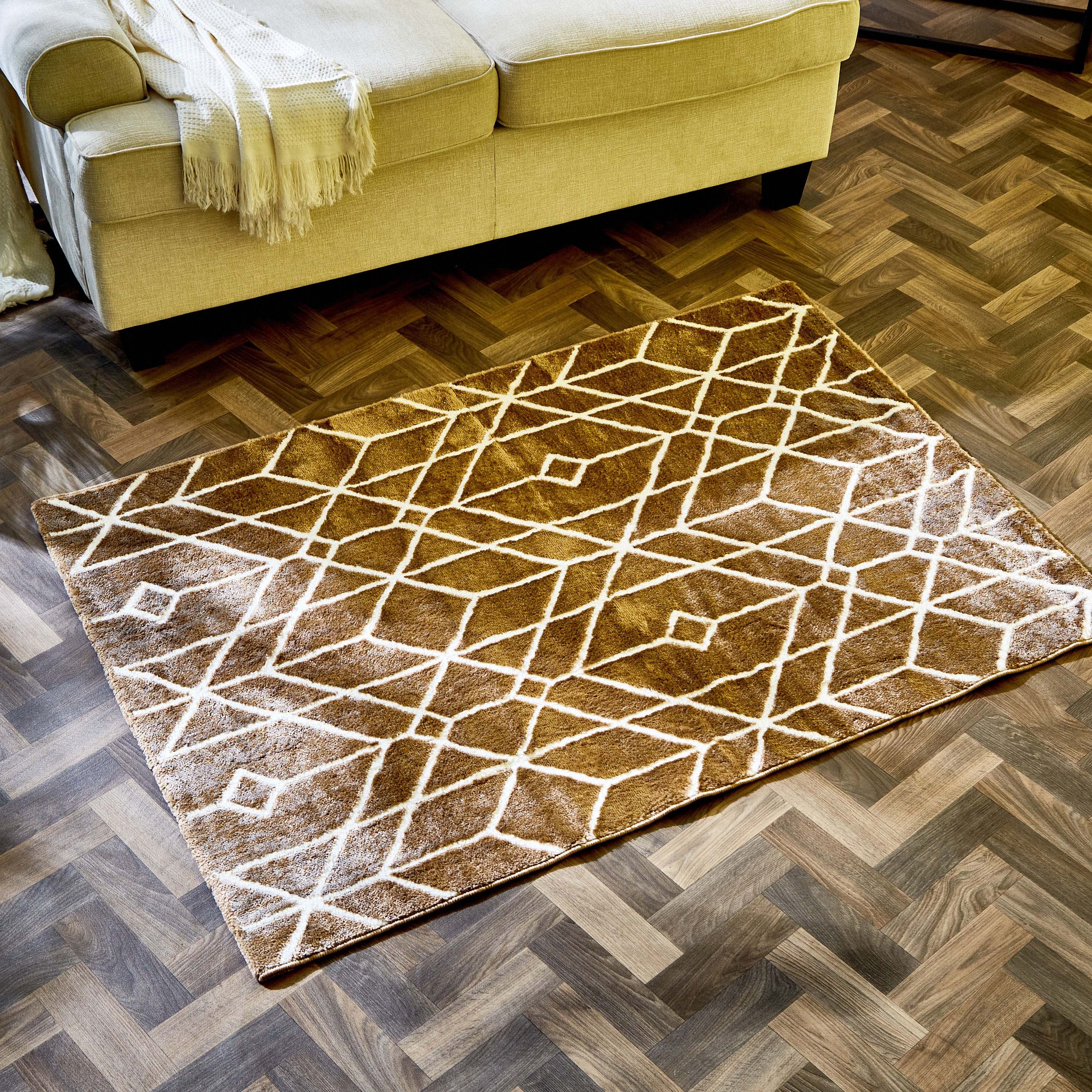 سجادة بولي بروبلين مقاومة للبقع من مشاعل جيران - 110x160 سم-hbxdecorandfurnishings-floorcoverings-rugs-image-1