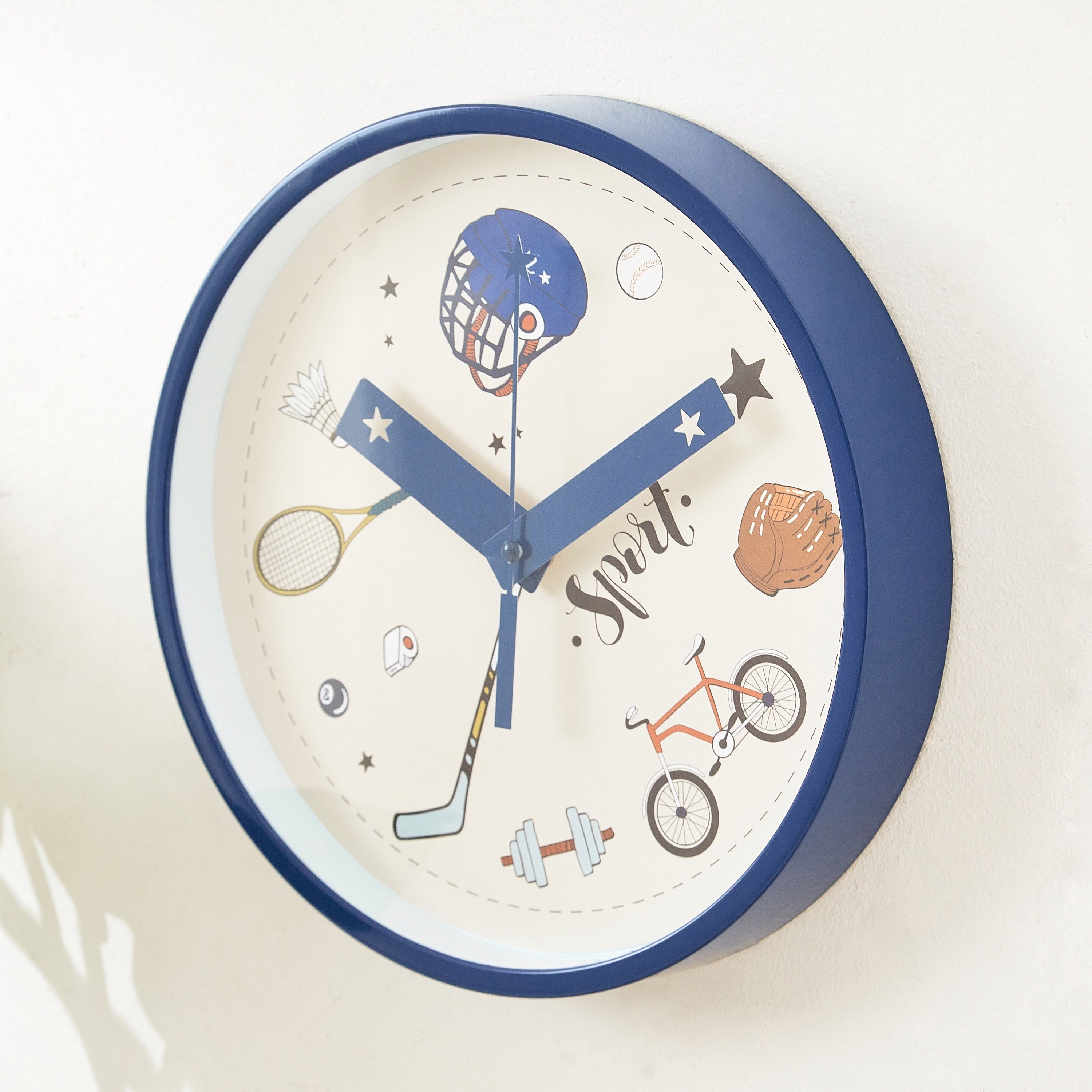 ساعة حائط بطبعات رياضية من إيرا - 25×25×4 سم-hbxhomeware-hbxkidsandyouth-image-2