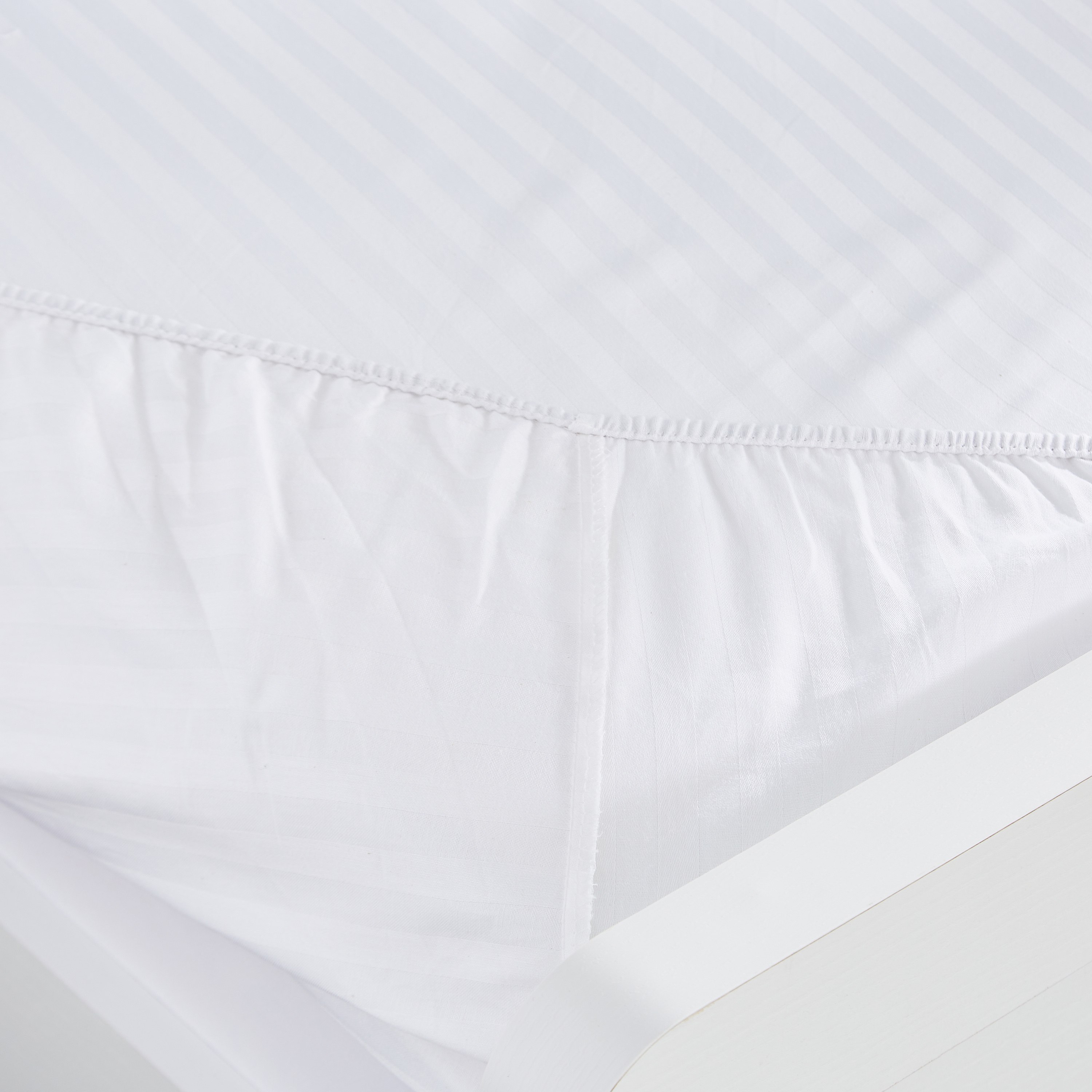 شرشف مطّاطي كوين ساتن من هاميلتون-150x200+33 سم-hbxhomeware-hbxbedroom-image-4
