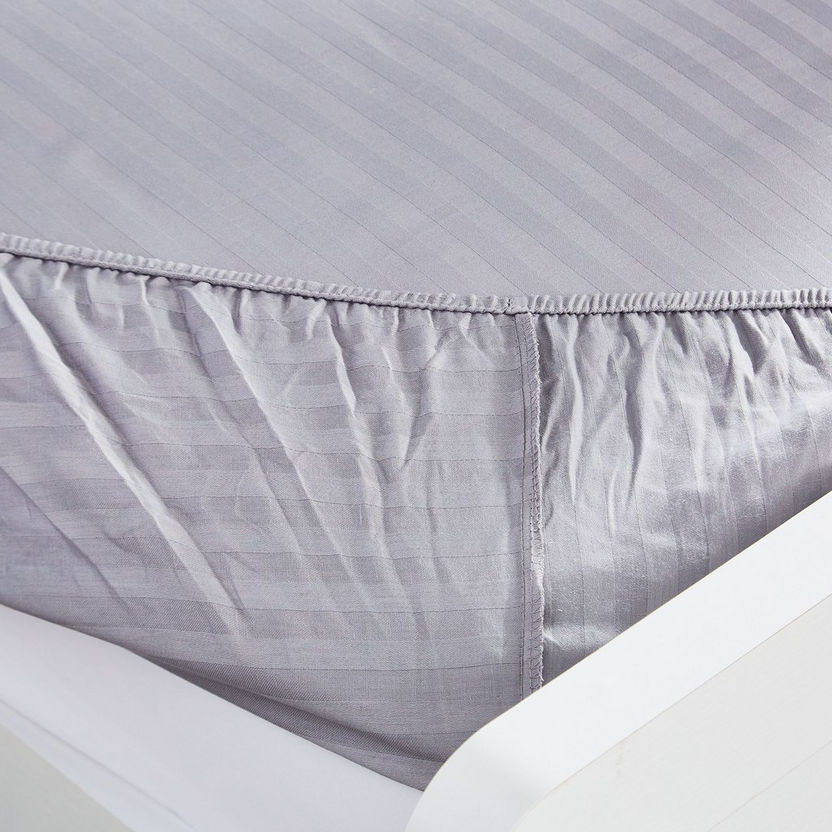 Hamilton Satin Stripe King Fitted Sheet -180x200+33 cm-Sheets and Pillow Covers-image-3