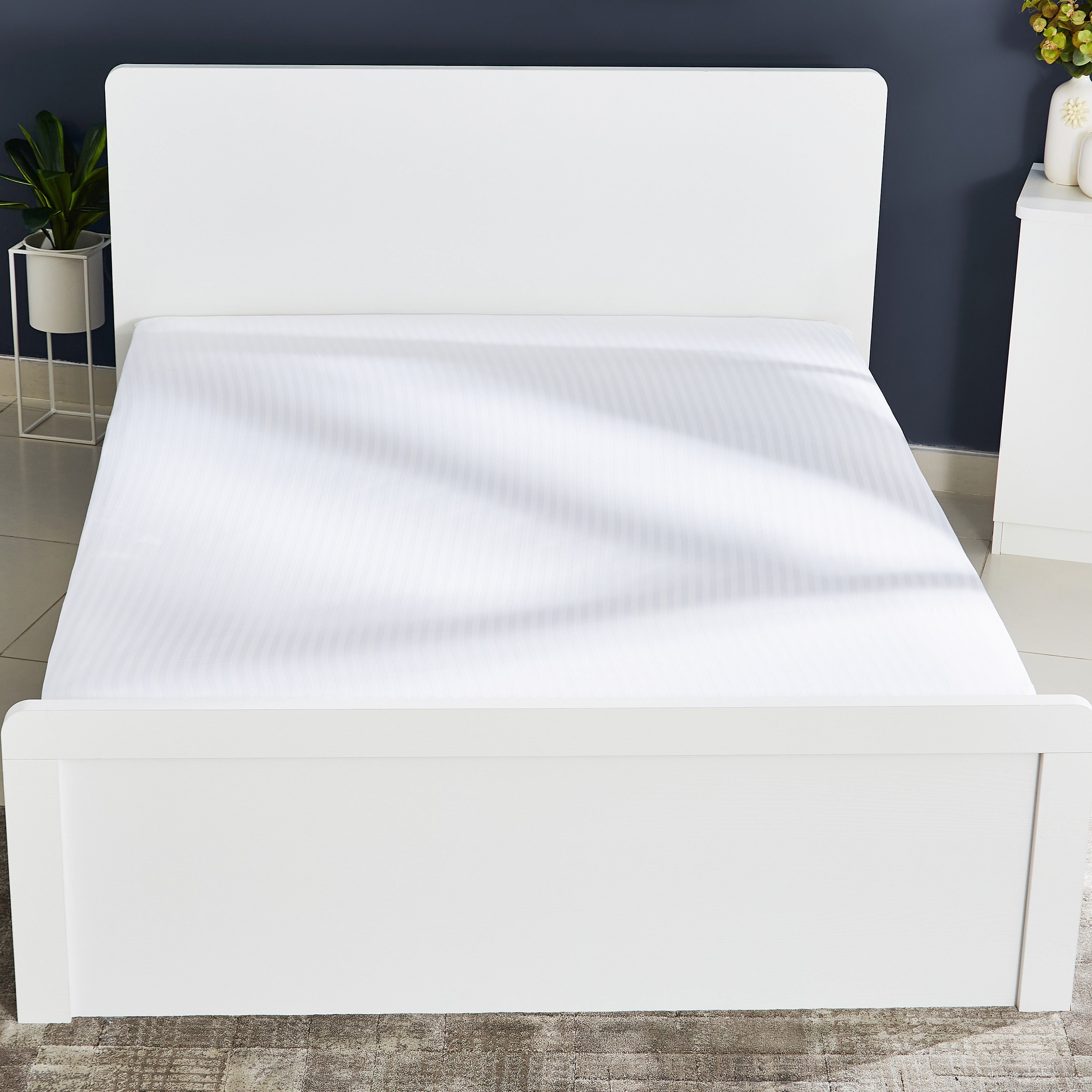 شرشف مطاطي كينج قطن مخطط ستان من هاميلتون - 180x210+33 سم-hbxhomeware-hbxbedroom-image-2