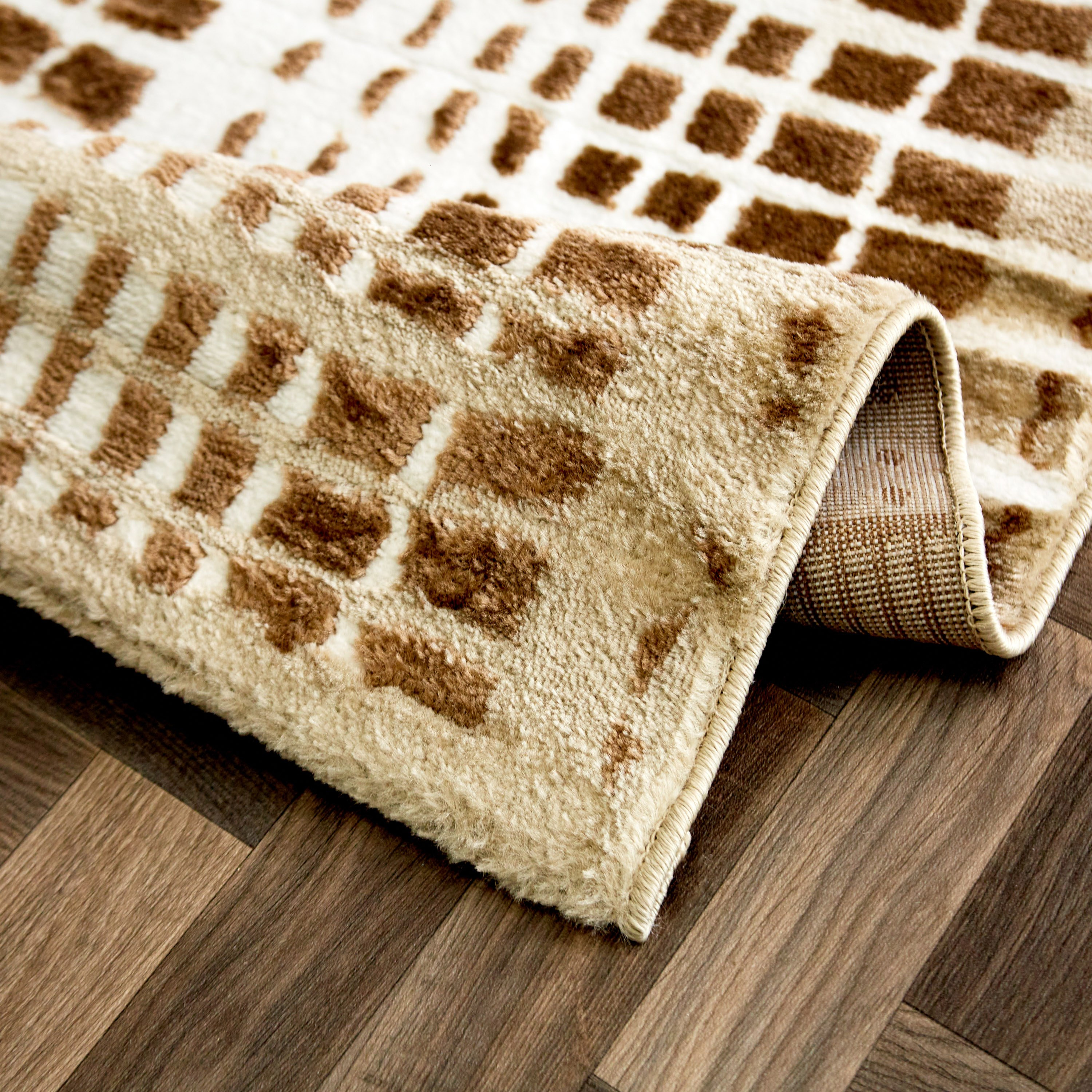 Zayaan Garry Stain Resistant Polypropylene Rug - 60x150 cm-hbxdecorandfurnishings-floorcoverings-rugs-image-3