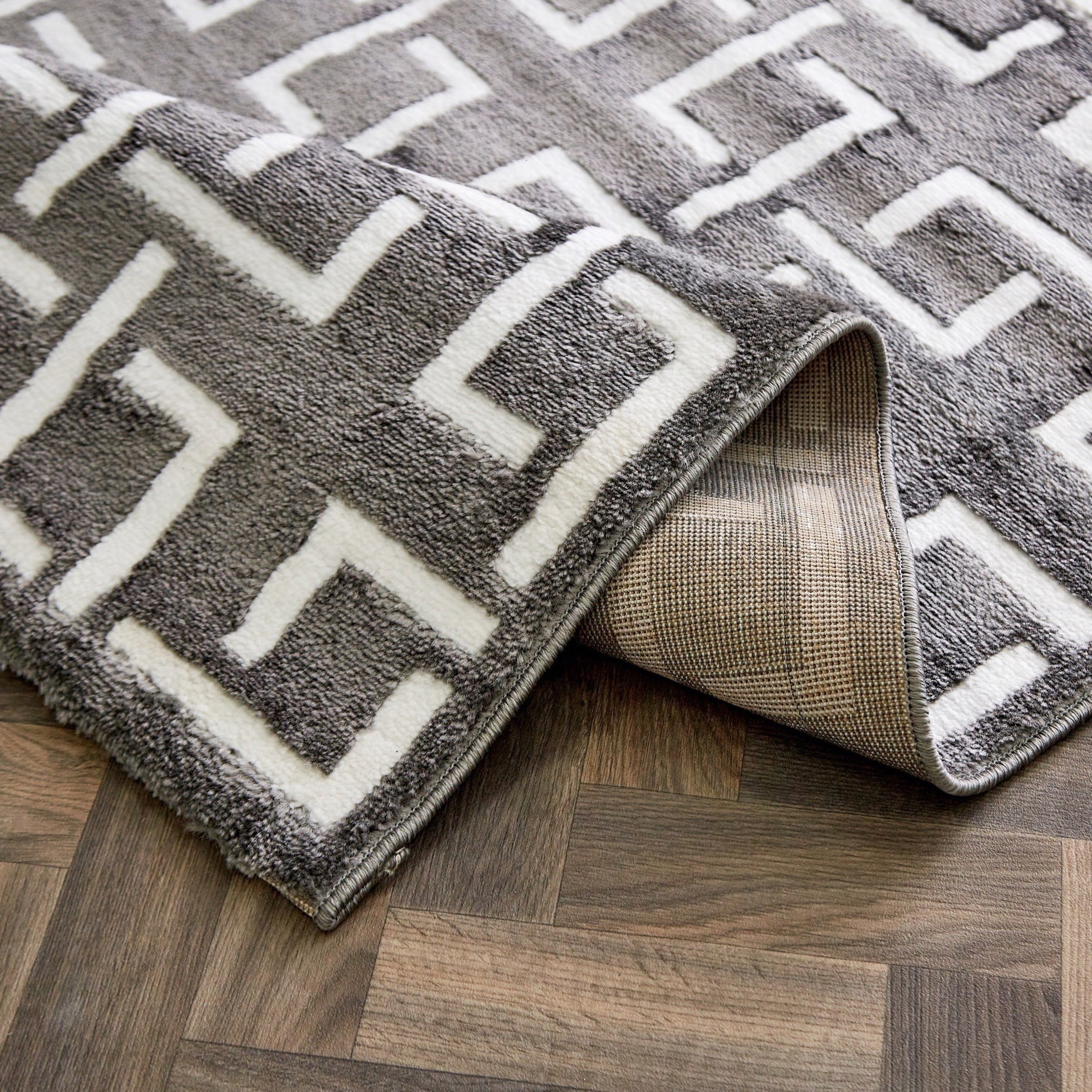 Zayaan Mason Stain Resistant Polypropylene Rug - 110x160 cm-hbxdecorandfurnishings-floorcoverings-rugs-image-4