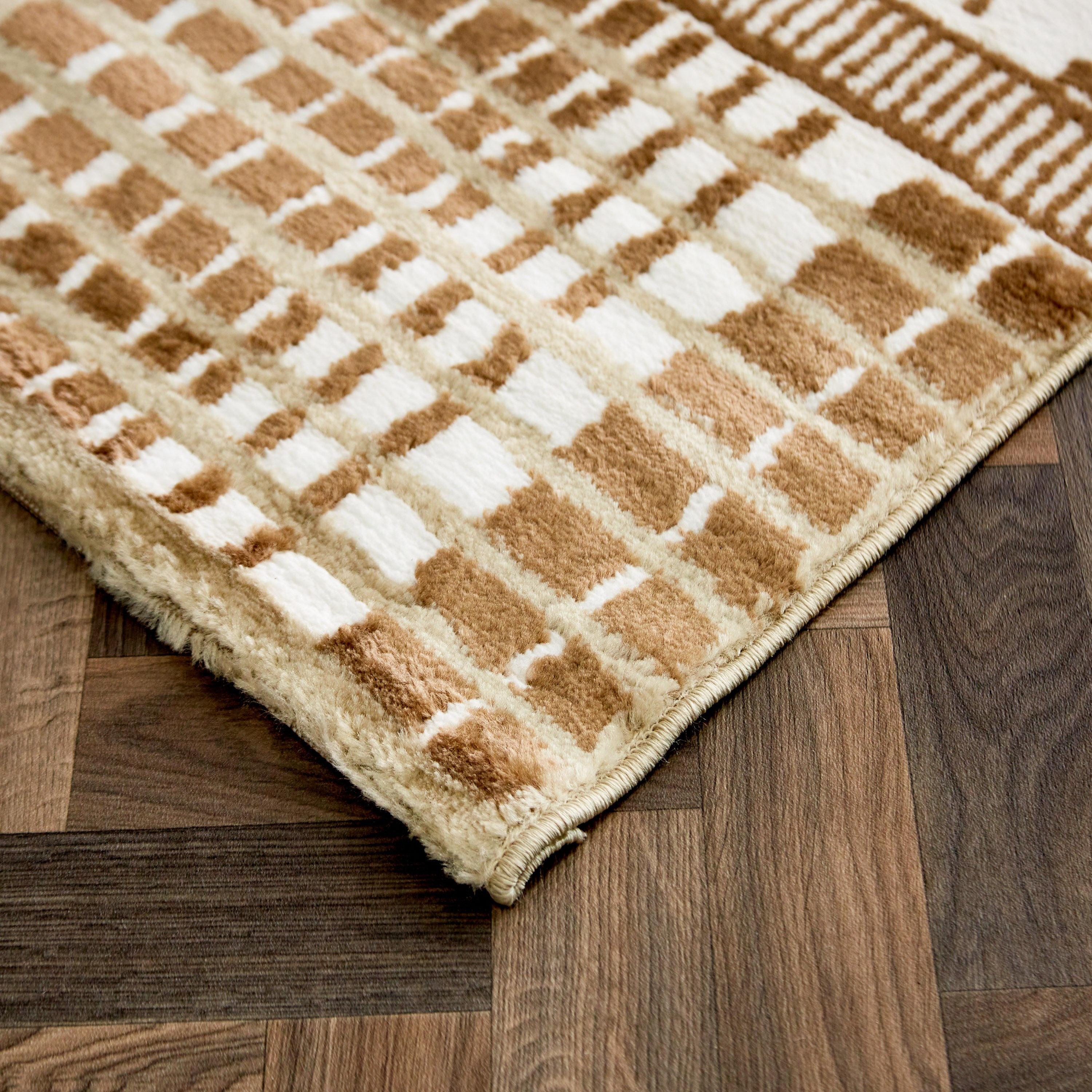 Zayaan Garry Stain Resistant Polypropylene Rug - 60x150 cm-hbxdecorandfurnishings-floorcoverings-rugs-image-2