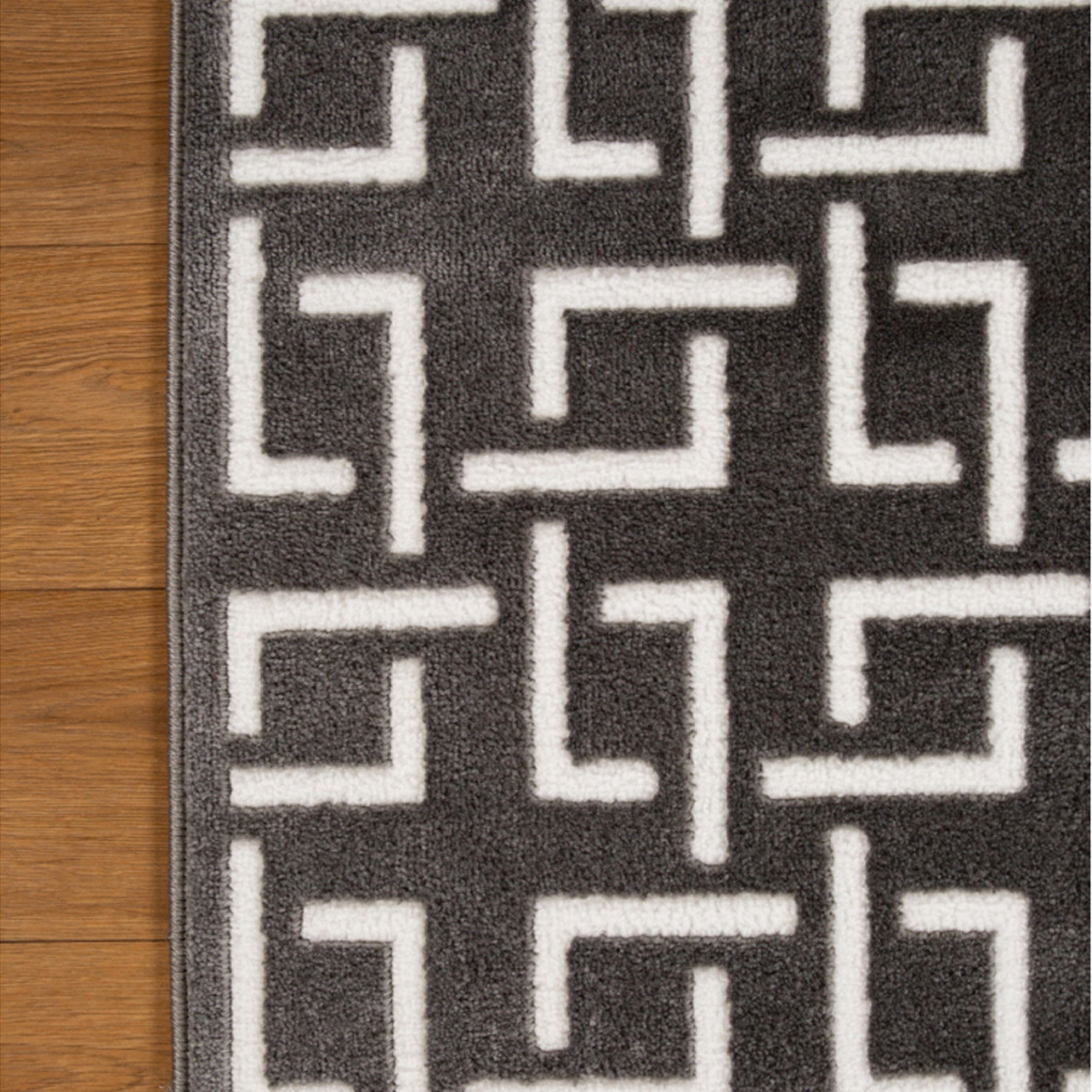 Zayaan Mason Stain Resistant Polypropylene Rug - 60x150 cm-hbxdecorandfurnishings-floorcoverings-rugs-image-3