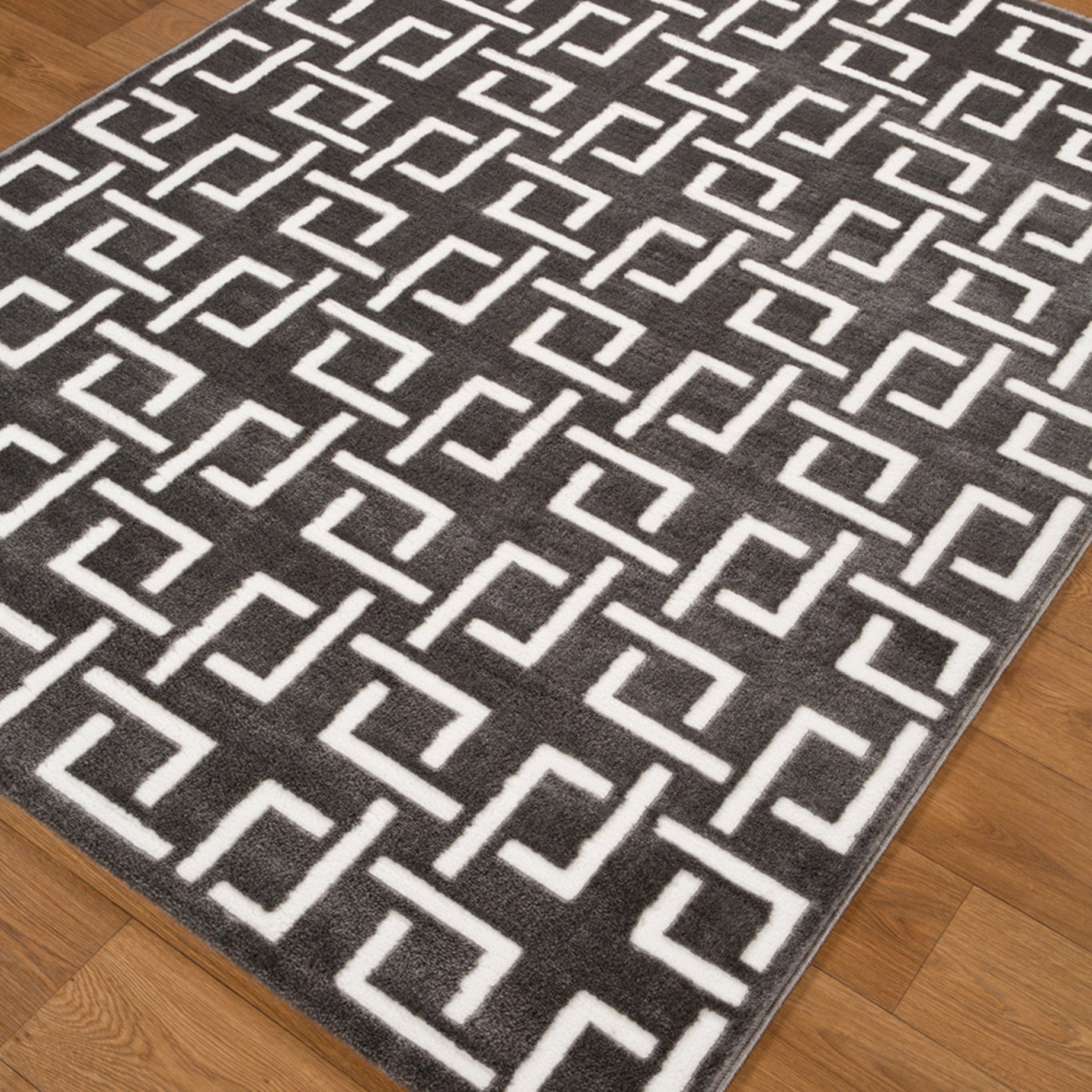 Zayaan Mason Stain Resistant Polypropylene Rug - 150x200 cm-hbxdecorandfurnishings-floorcoverings-rugs-image-2