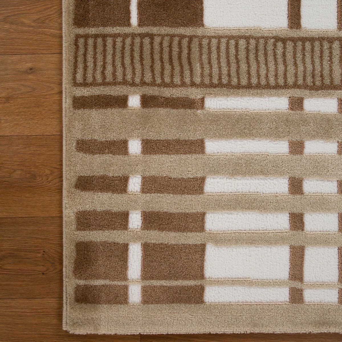 Zayaan Axel Stain Resistant Polypropylene Rug - 110x160 cm-hbxdecorandfurnishings-floorcoverings-rugs-image-3