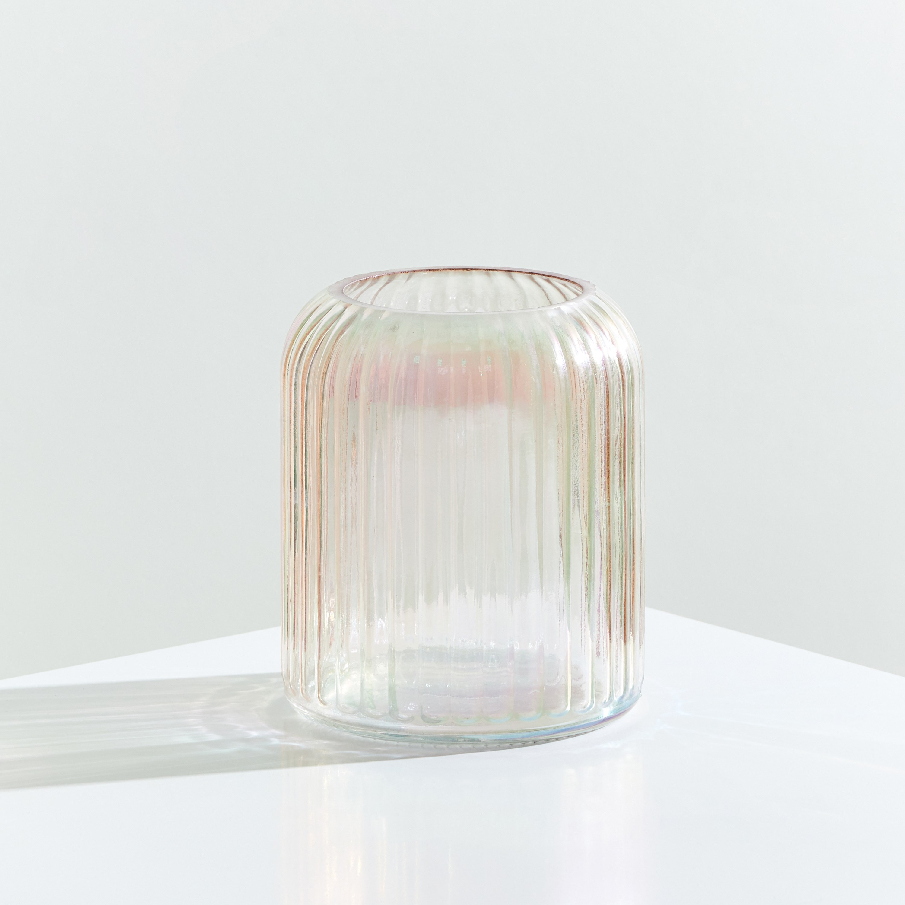 Elenor Iridescence Glass Vase - 10.8x12.7 cm-hbxbedroom-decorandaccessories-vases-image-2