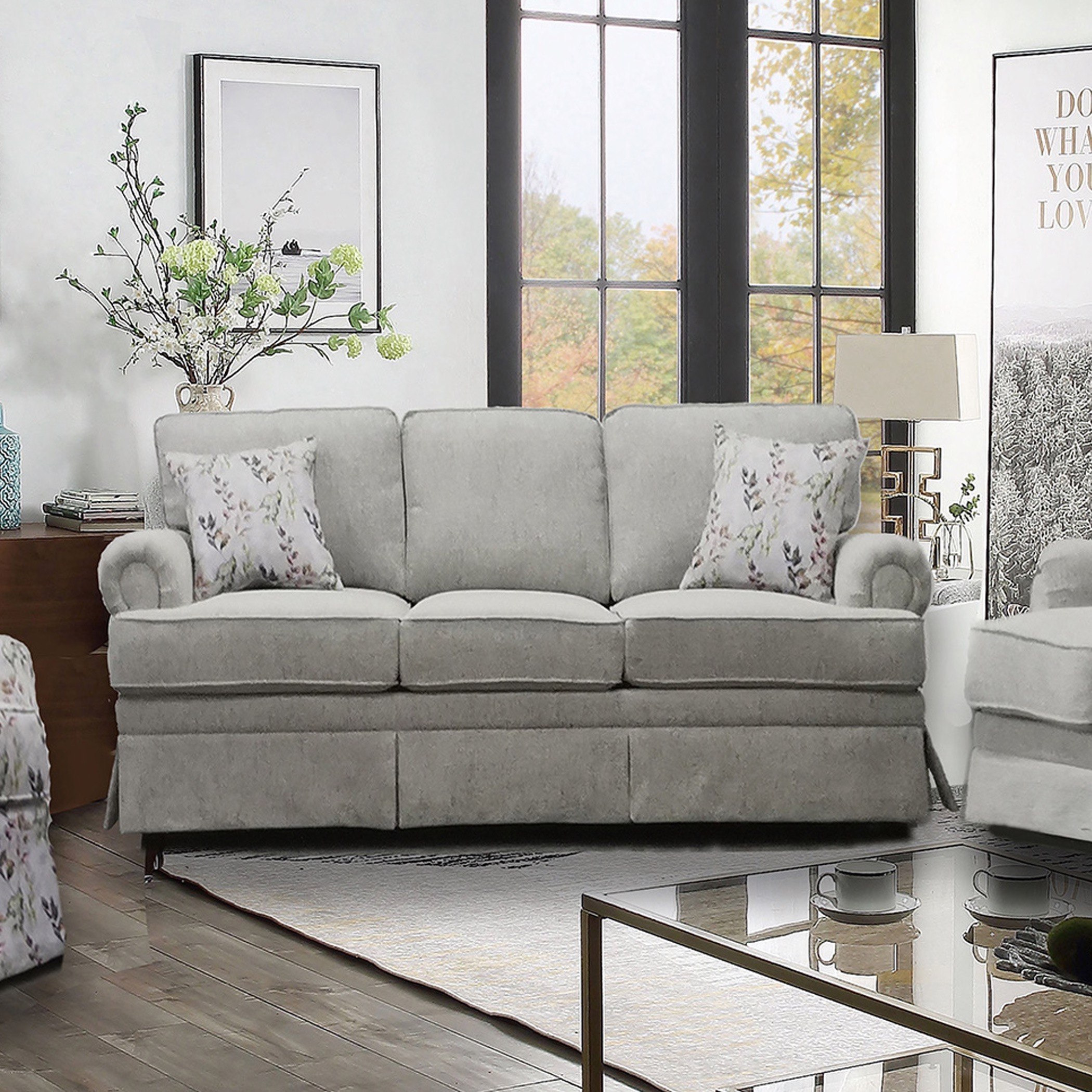 كنبة بـ 3 مقاعد مع 4 وسائد من كاثرين-hbxlivingroom-sofasandarmchairs-sofas-image-1