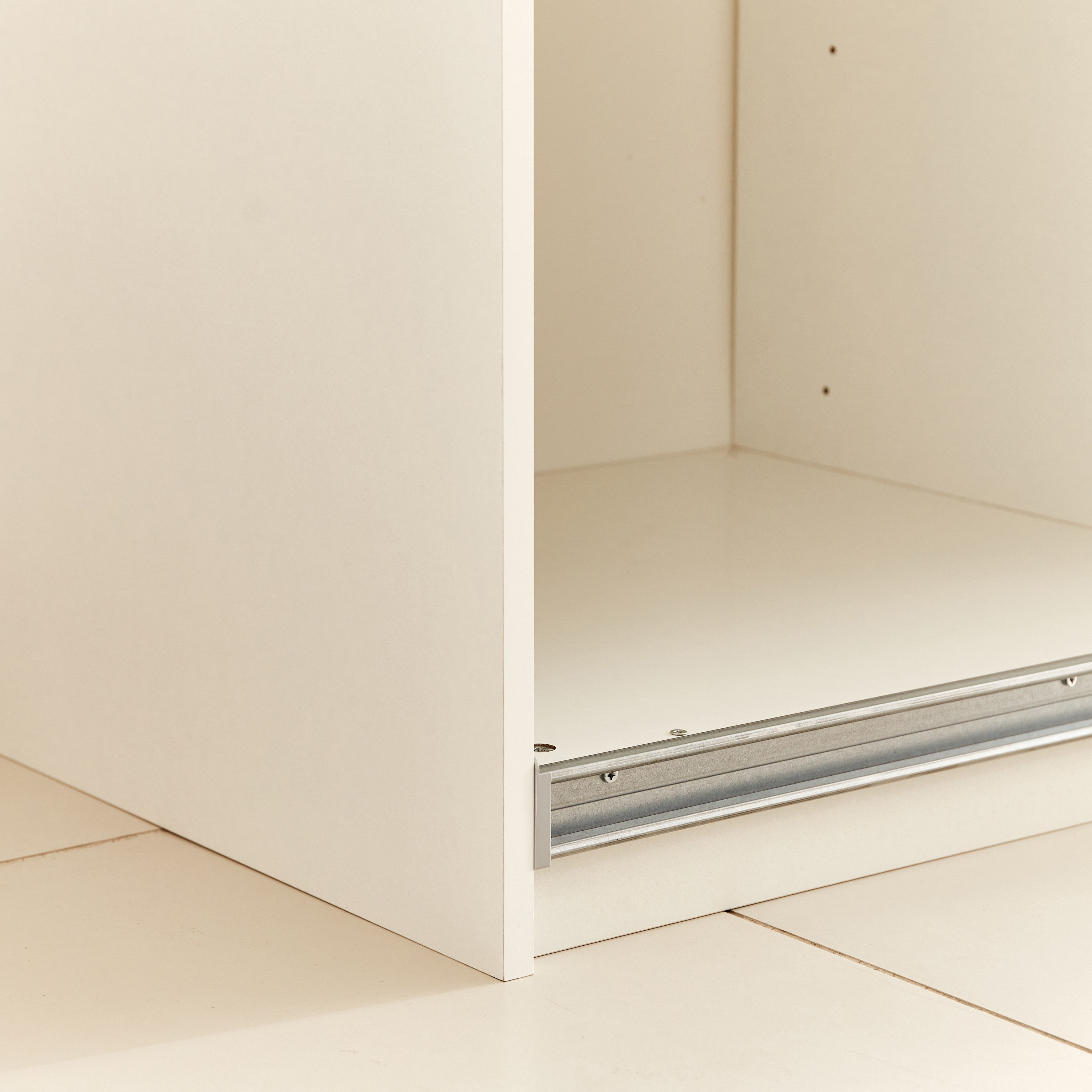 خزانة ملابس ببابين انزلاقيين ومرآة من جاردينيا-hbxfurniture-wardrobes-image-10