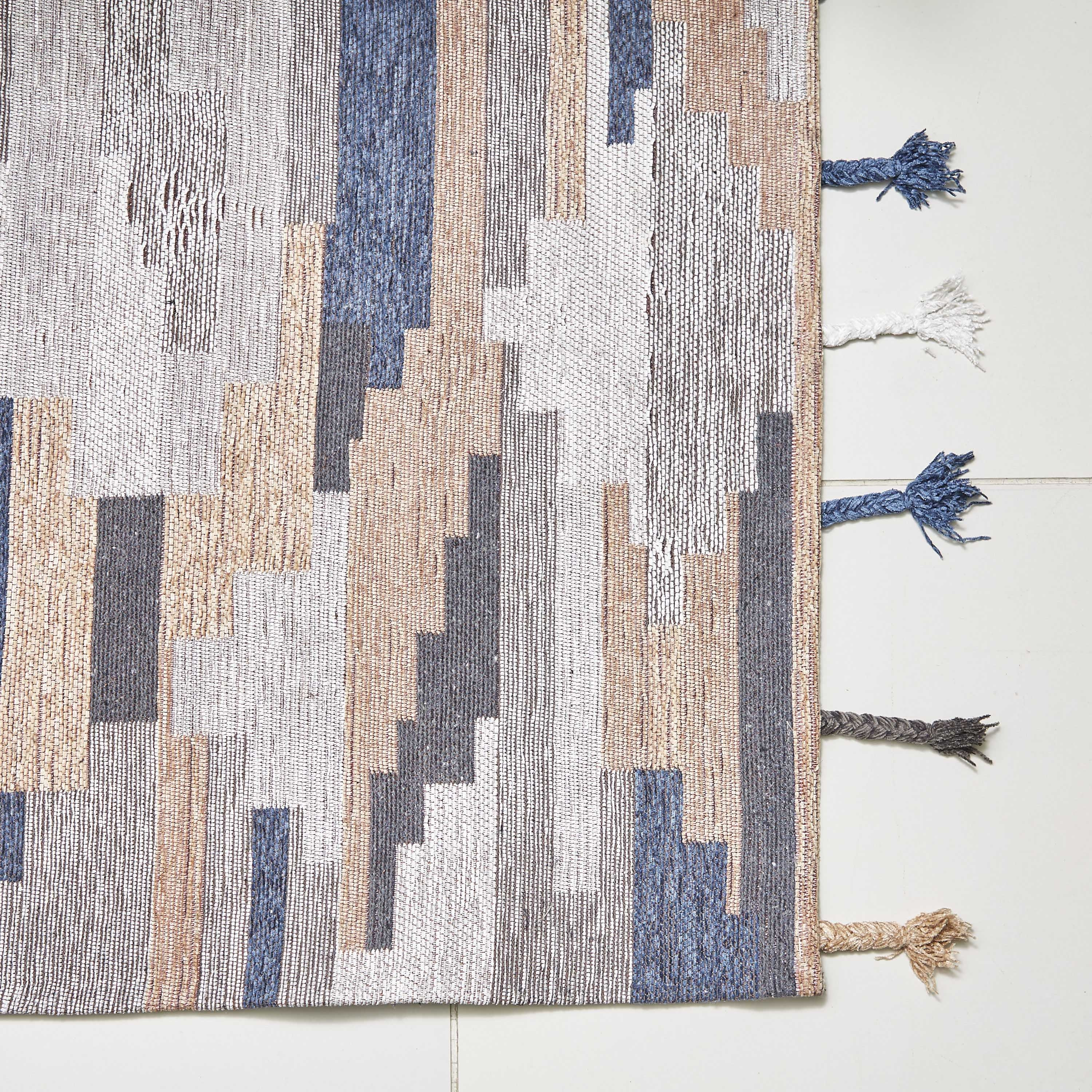 سجادة جاكارد من نورديك إيون- 80x150 سم-hbxdecorandfurnishings-floorcoverings-rugs-image-2
