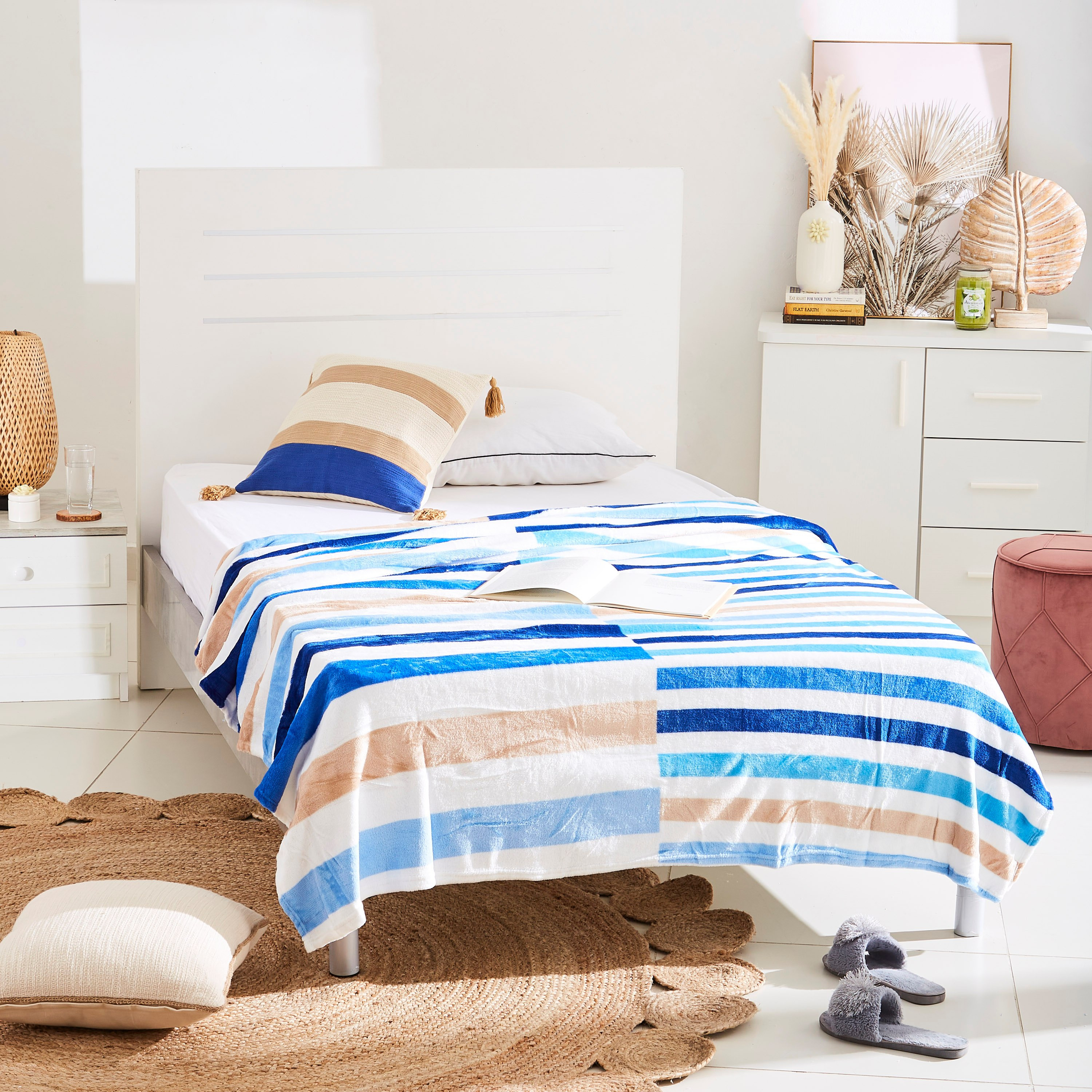 Ontario Claire Printed Flannel Twin Blanket - 150x220 cm-hbxhomeware-hbxbedroom-image-5