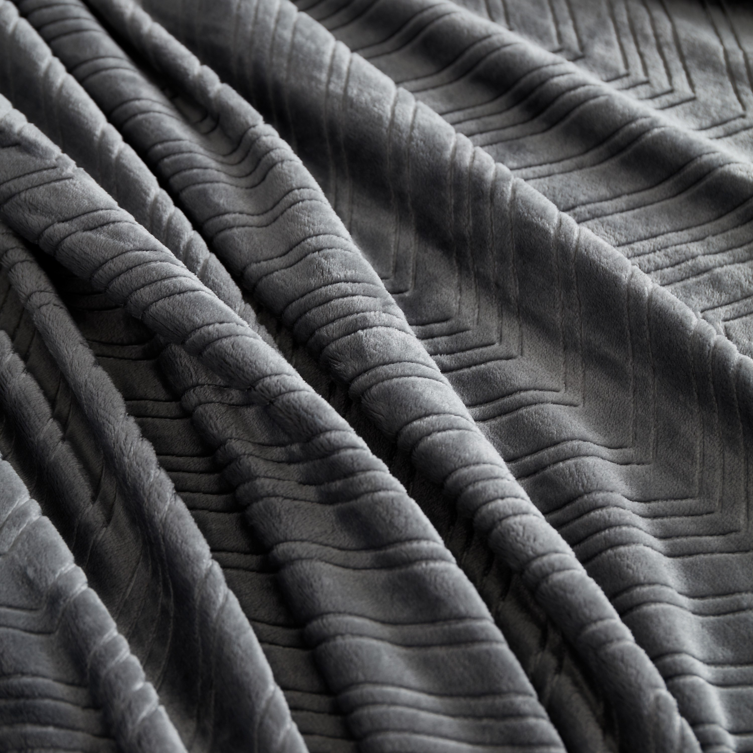 بطانية خفيفة منقوشة من لافيش - 130x180 سم-hbxhomeware-hbxbedroom-image-4