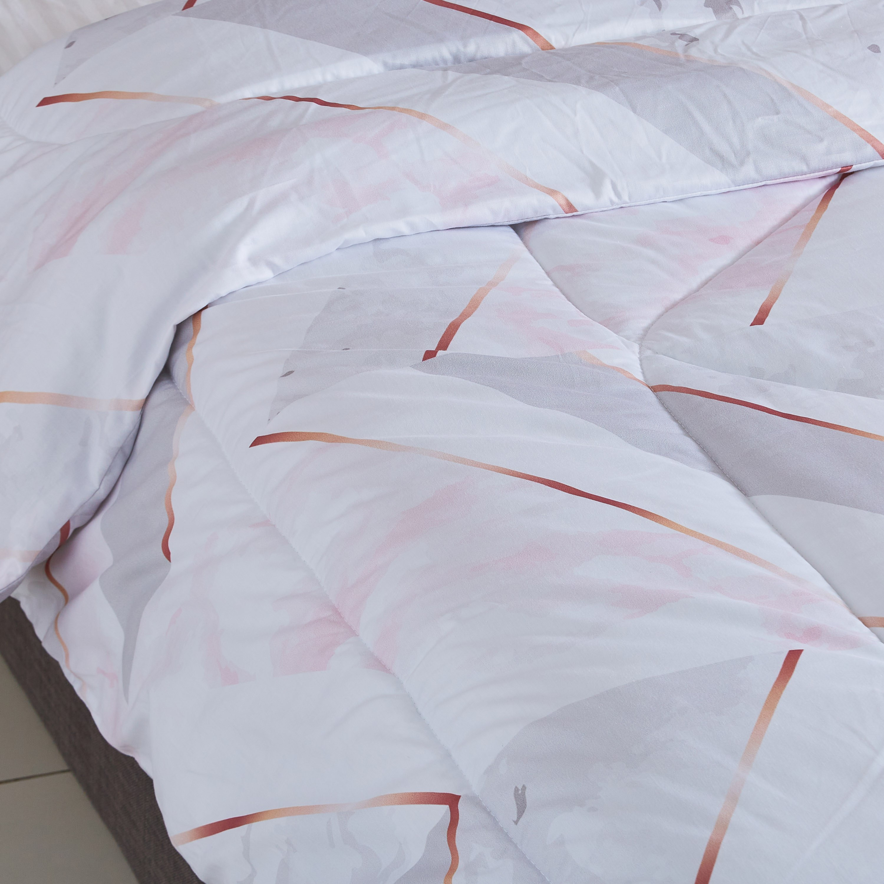 طقم لحاف كينج 5 قطع بطبعات رقمية - 220x240 سم-PROMO_HB_AE_B1G1_250925-image-3