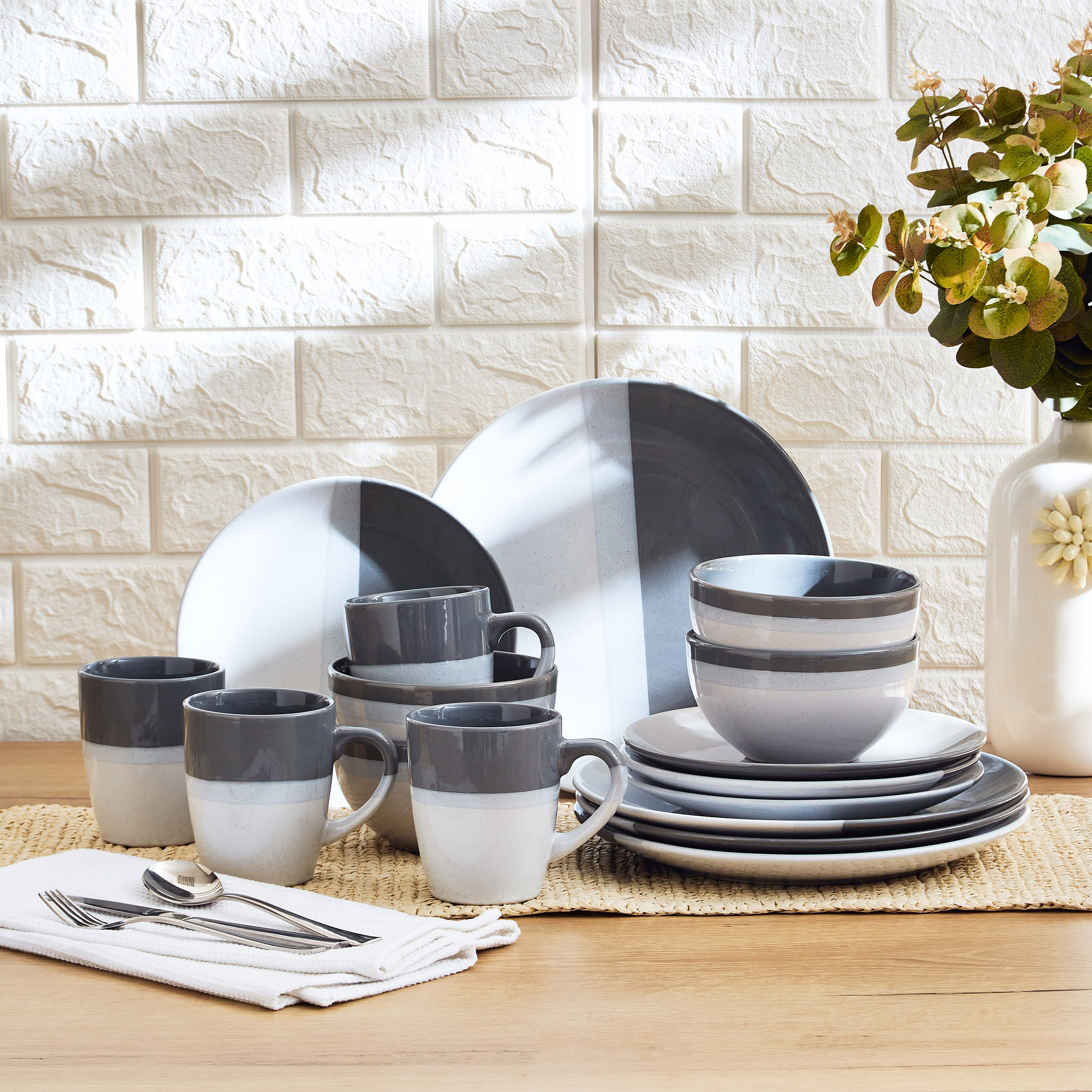 طقم مستلزمات مائدة 16 قطعة من فيكتوريا-hbxhomeware-hbxkitchen-image-1