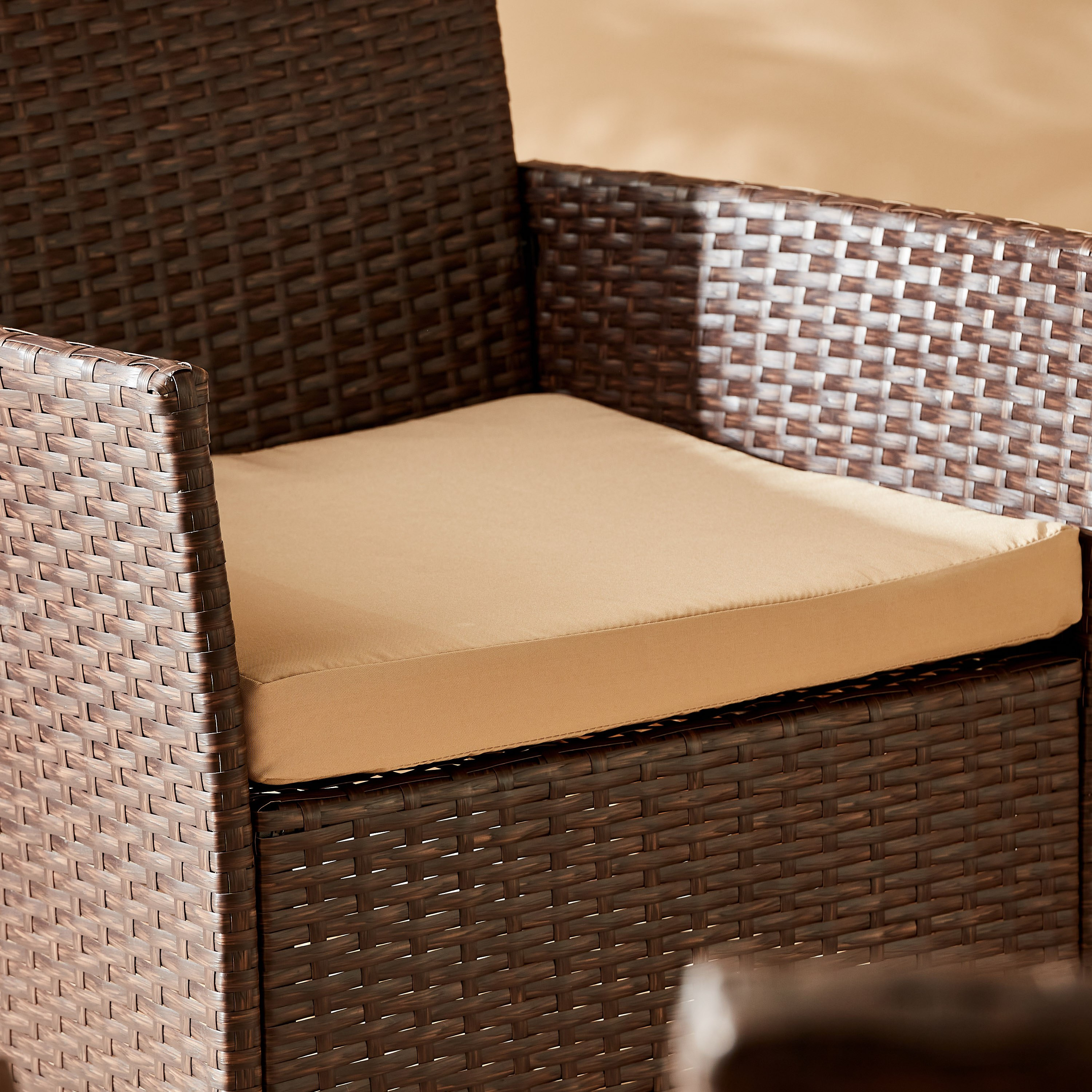طقم كنبة موسّدة 4 مقاعد للجلسات الخارجية مع طاولة قهوة من غرينادا-hbxfurniture-sofasandarmchairs-sofasets-image-11