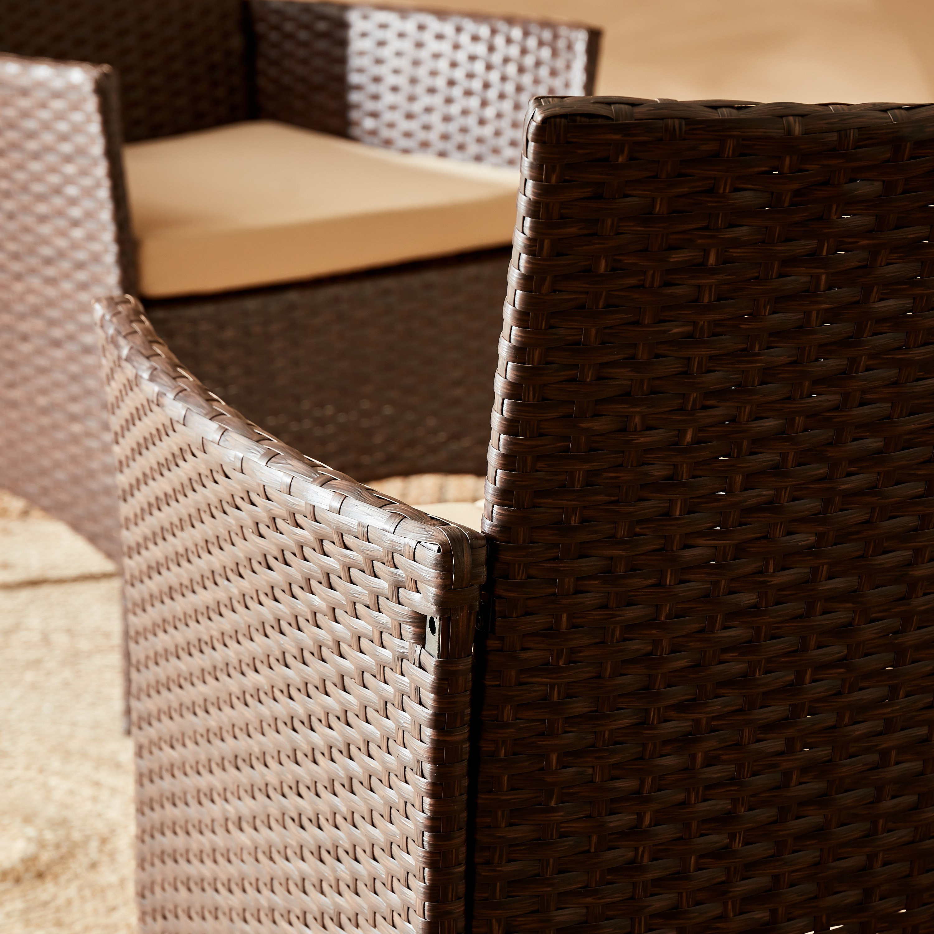 طقم كنبة موسّدة 4 مقاعد للجلسات الخارجية مع طاولة قهوة من غرينادا-hbxfurniture-sofasandarmchairs-sofasets-image-12