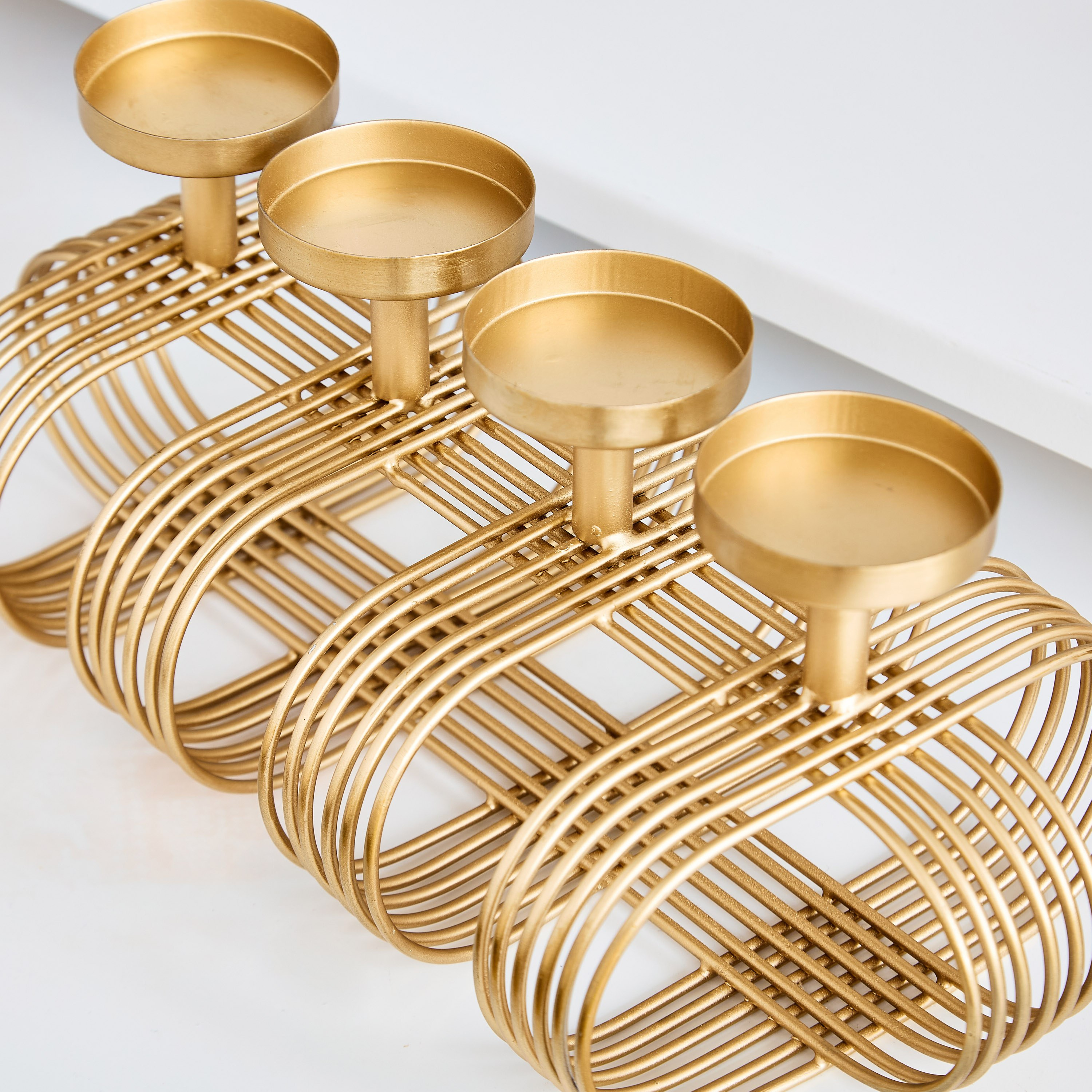 حامل شموع مستقيم بسلك معدني لـ4 شمعات من عنايات - 33x16x12 سم-hbxlivingroom-decorandaccessories-candleholders-image-3