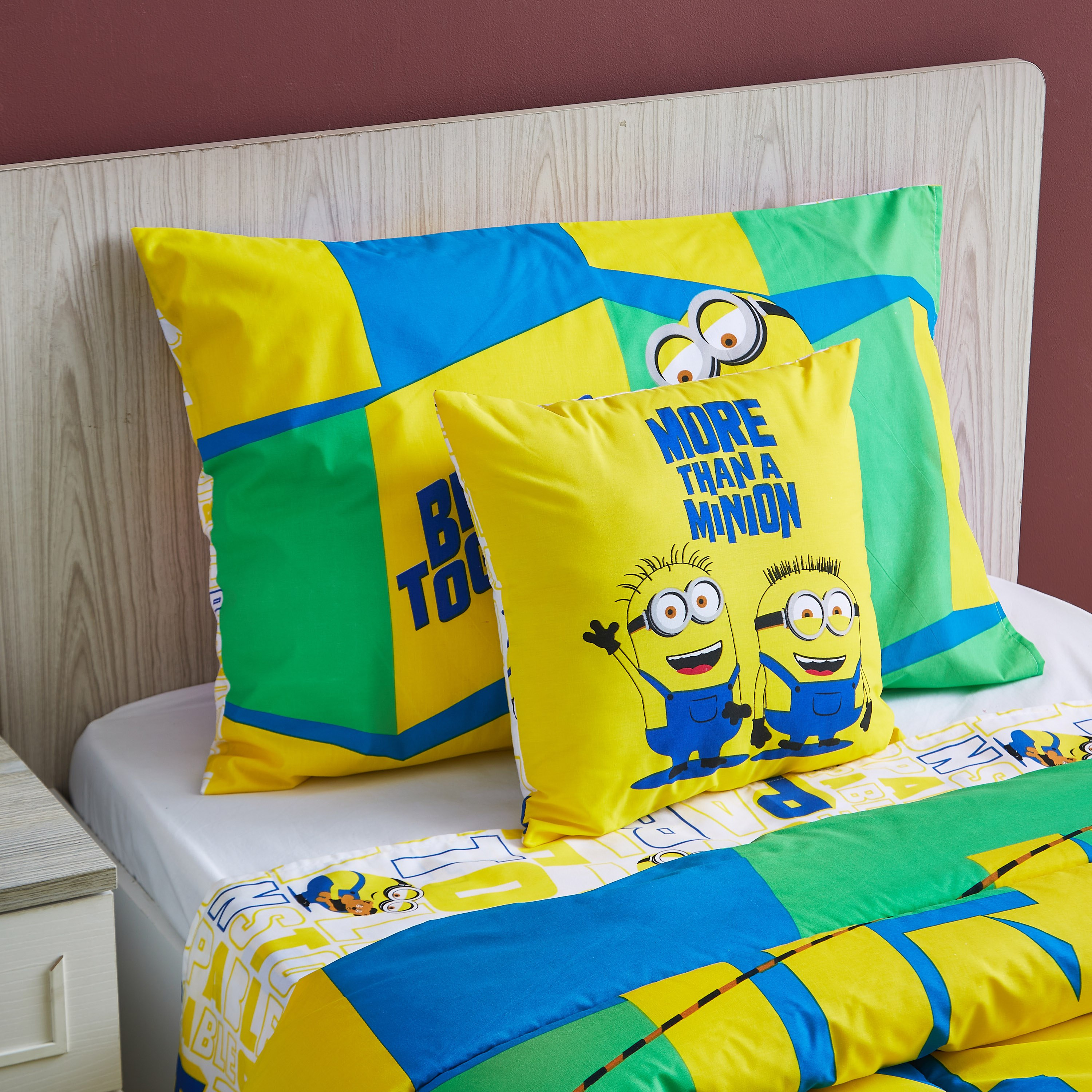 طقم لحاف 4 قطع مينيونز - 160x230 سم-hbxhomeware-hbxkidsandyouth-image-5