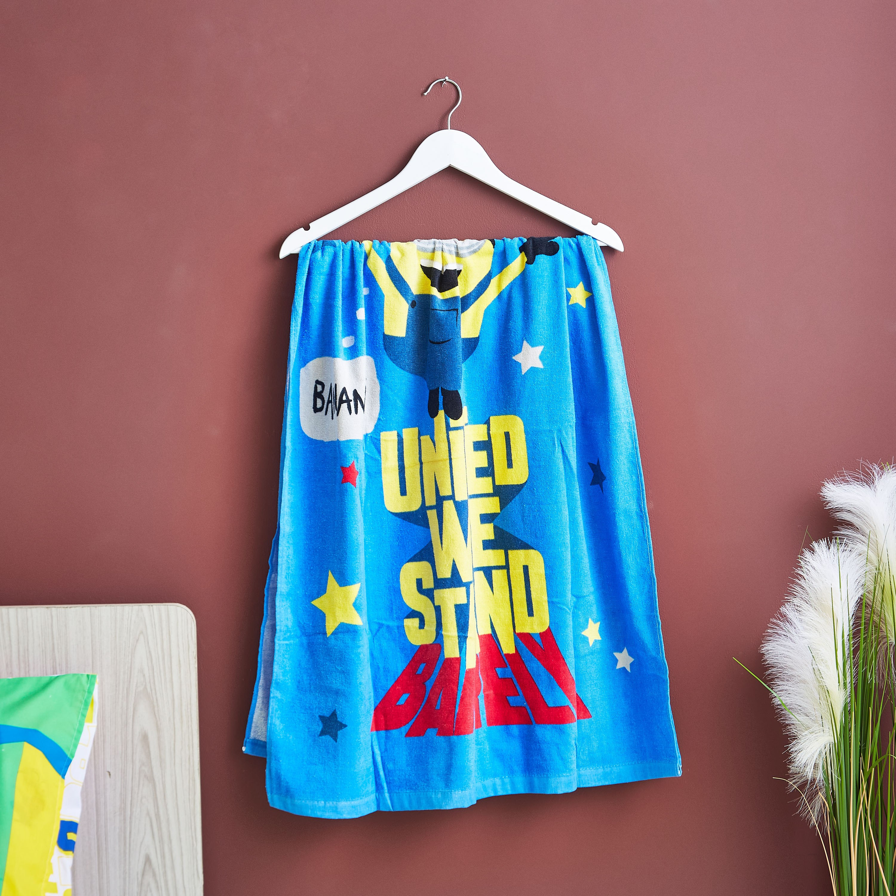 منشفة قطنية مينيونز - 70 × 140 سم-hbxhomeware-hbxkidsandyouth-image-1