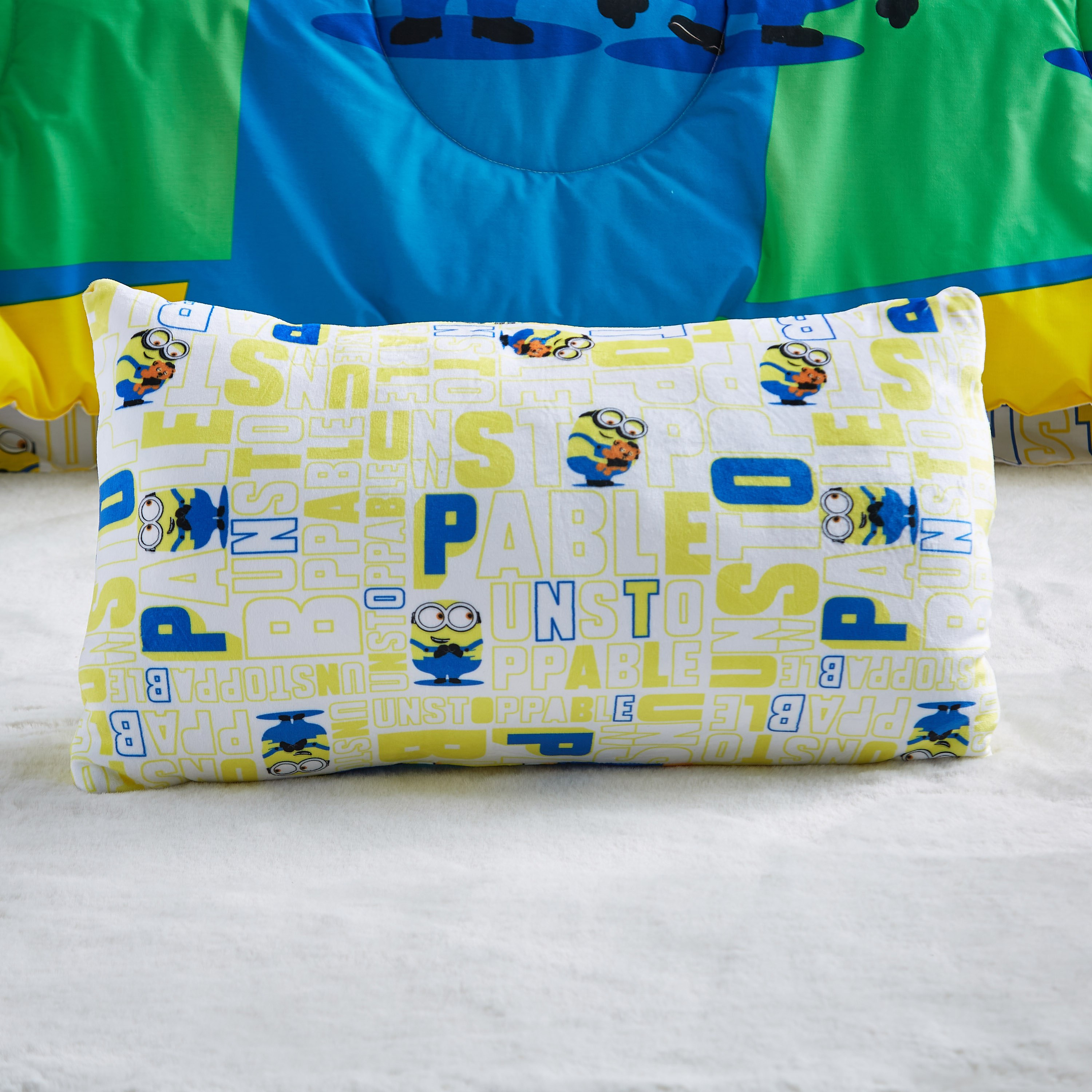 وسادة محشوة بتصميم مينيونز- 50x30 سم-hbxhomeware-hbxkidsandyouth-image-2