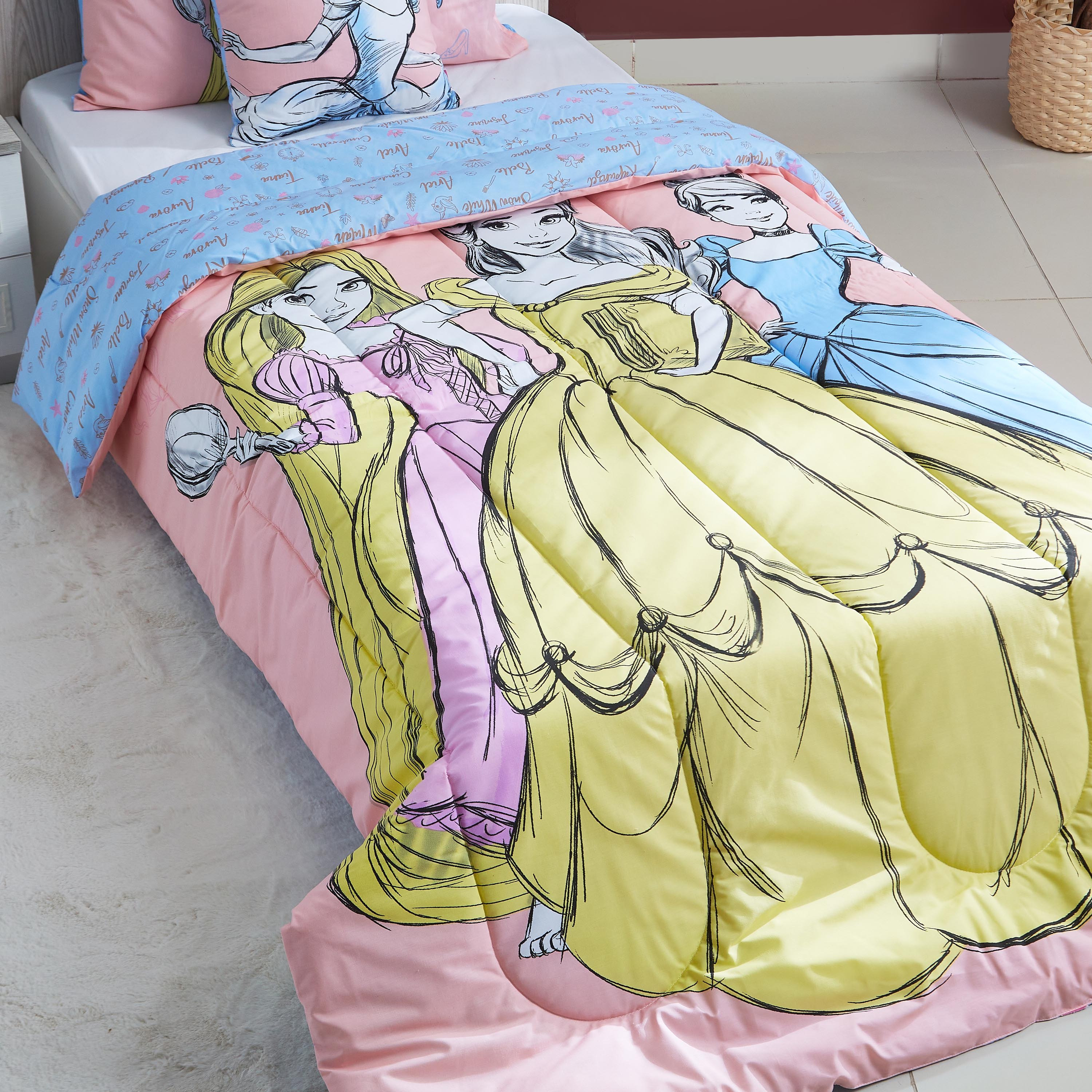 طقم لحاف 4 قطع من برنسيس & فريندس - 160x230 سم-hbxhomeware-hbxkidsandyouth-image-2