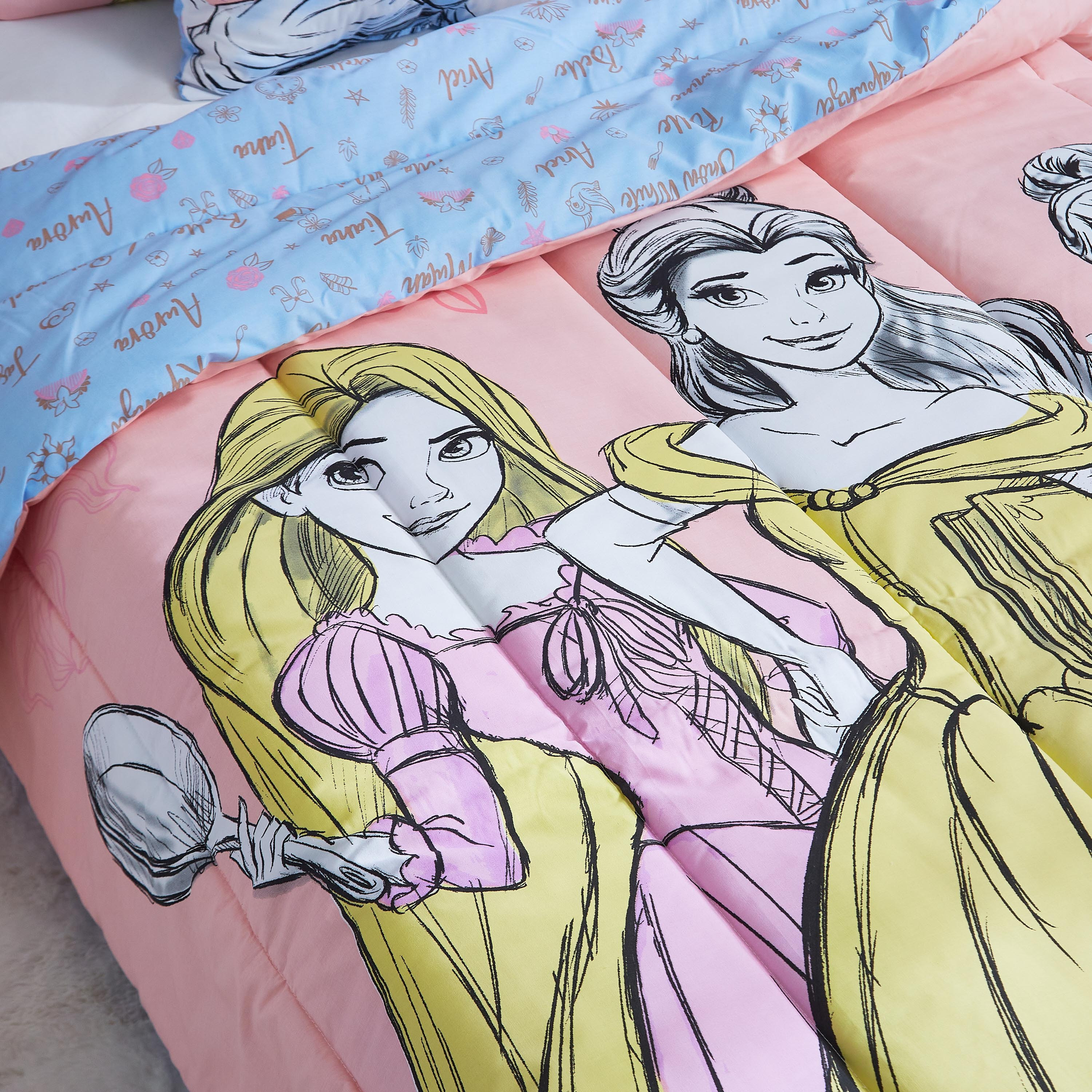 طقم لحاف 4 قطع من برنسيس & فريندس - 160x230 سم-hbxhomeware-hbxkidsandyouth-image-4