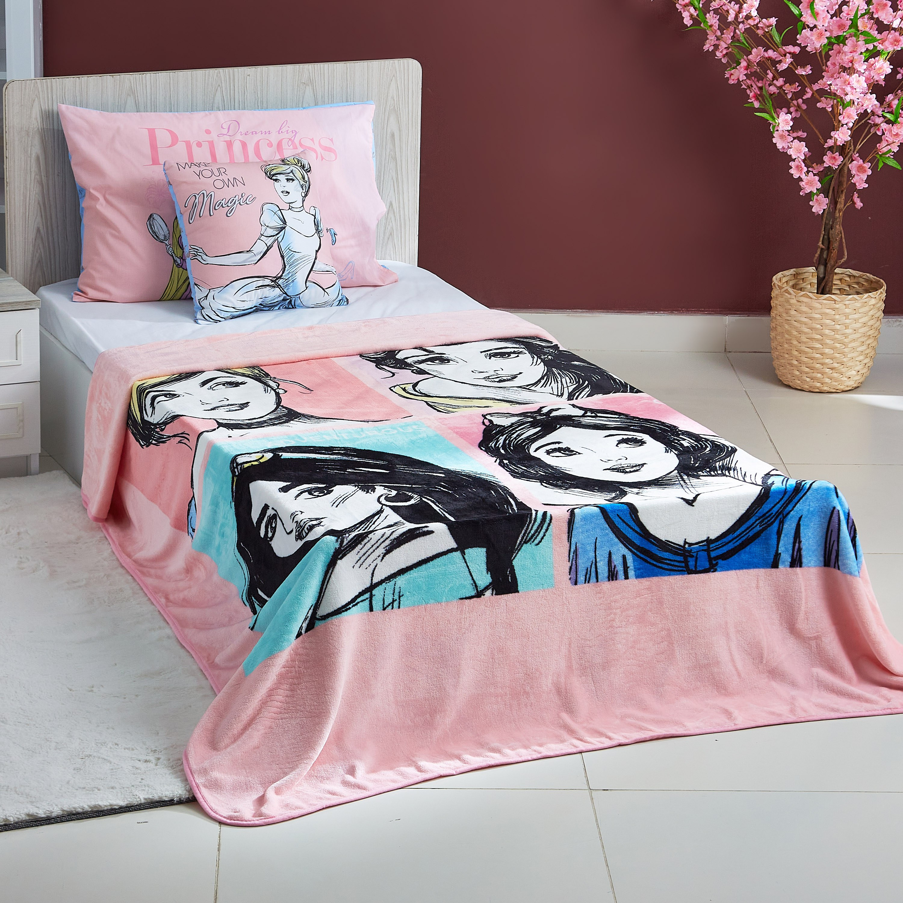 بطّانية فلانيل برينسيس - 160x220 سم-hbxhomeware-hbxkidsandyouth-image-1