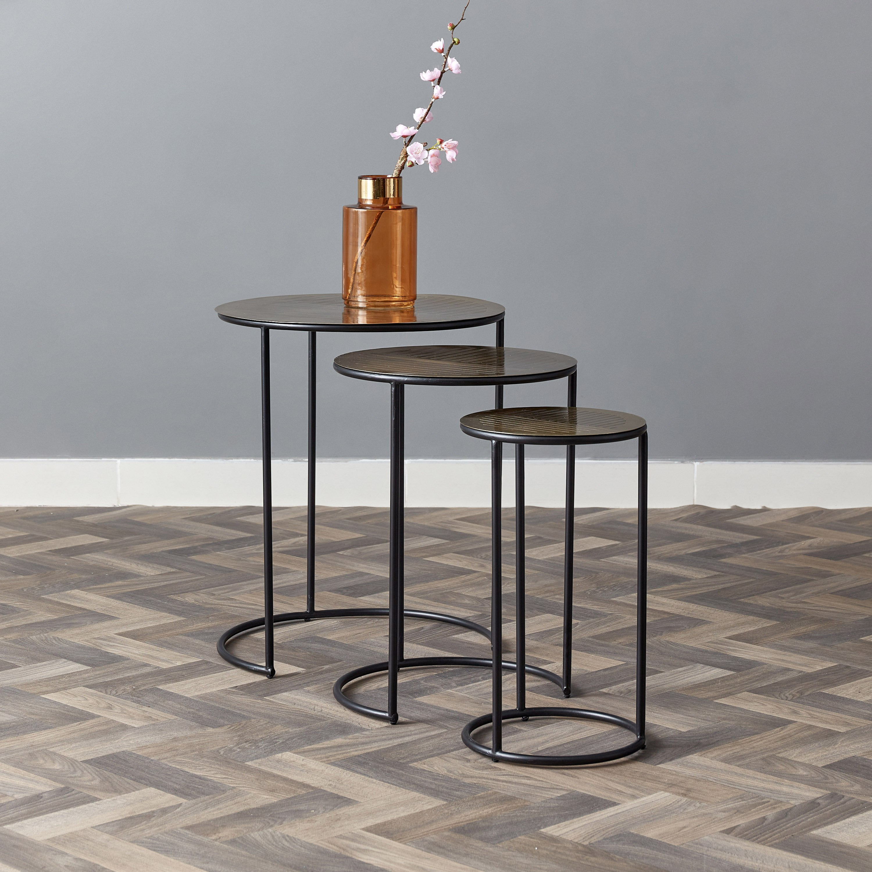 طاولات متداخلة من آريانا - طقم من 3 قطع-hbxfurniture-livingroom-nestingtables-image-1