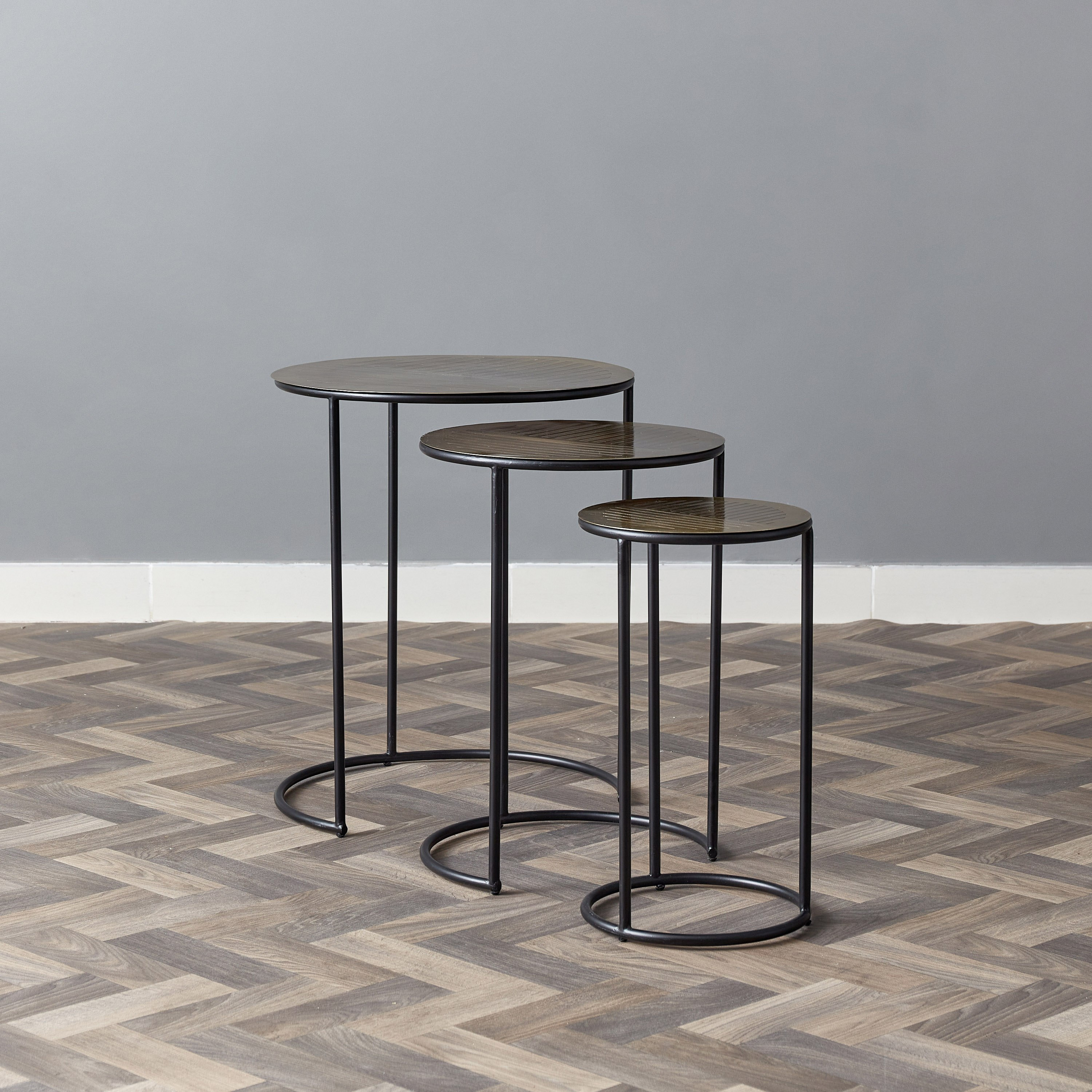 طاولات متداخلة من آريانا - طقم من 3 قطع-hbxfurniture-livingroom-nestingtables-image-2