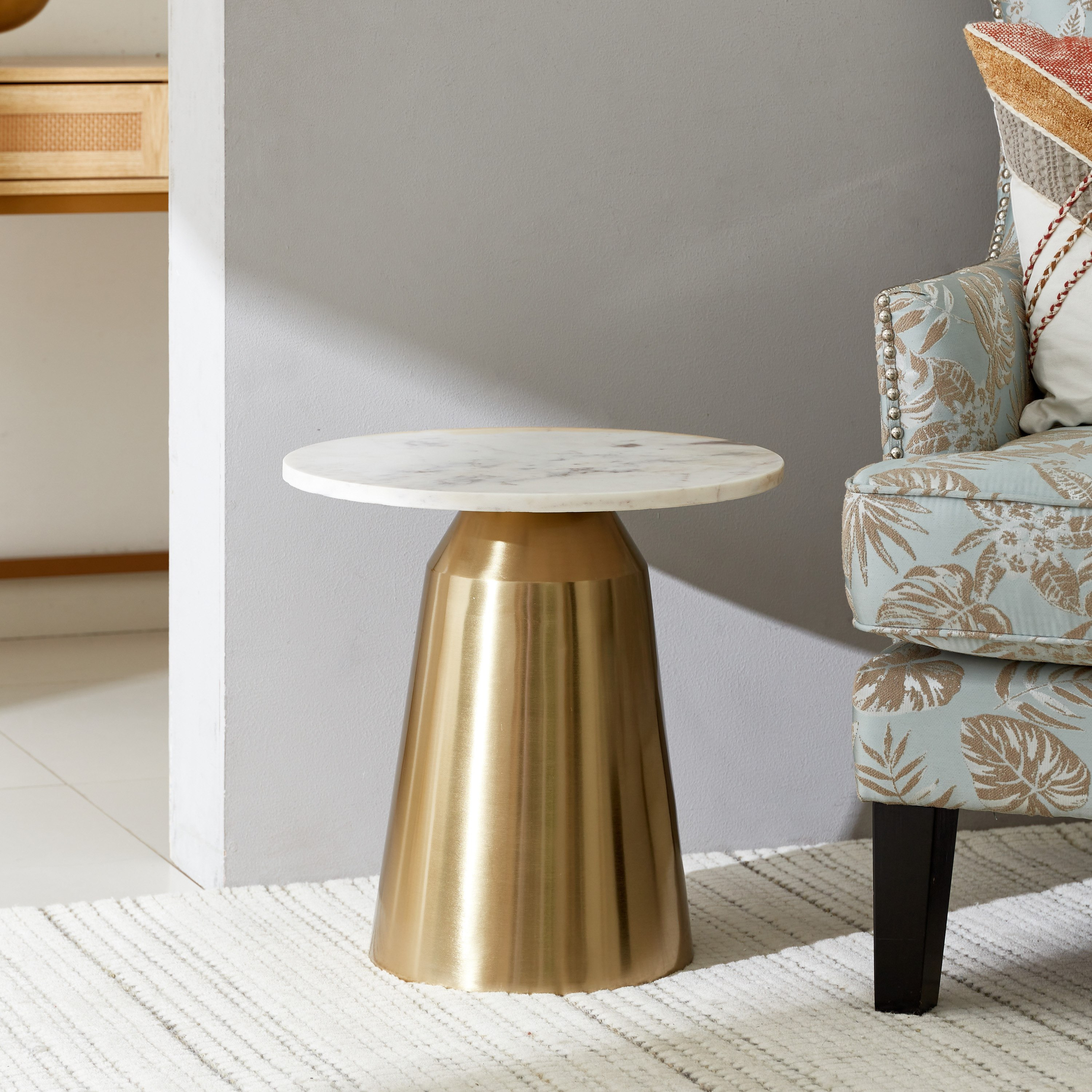 طاولة جانبية مزينة بسطح رخامي من ميسي-hbxfurniture-livingroom-endtables-image-1