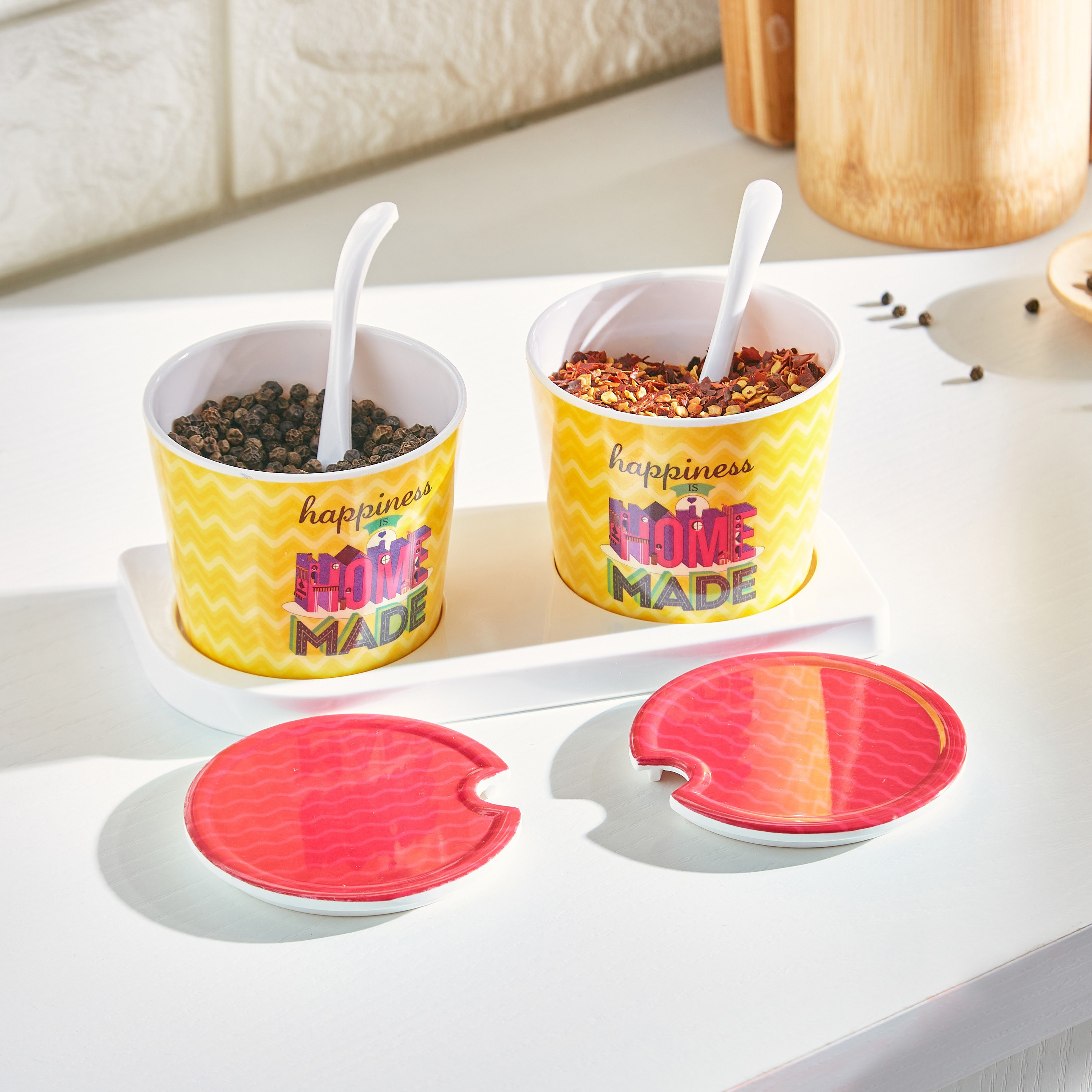طقم مخللّات مع صينيّة من إندي فايب  - قطعتين-hbxdecorandfurnishings-tabletop-serveware-image-2