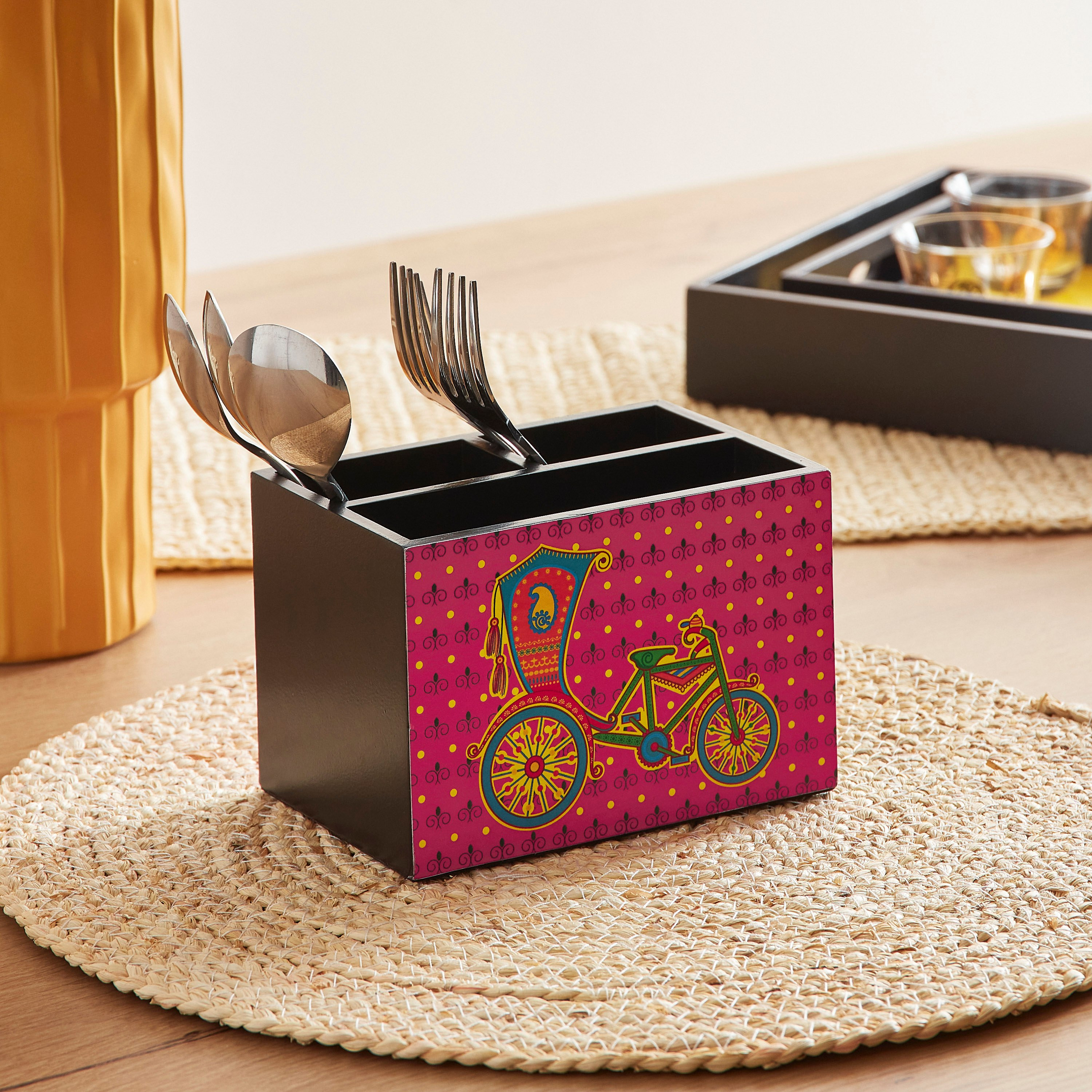 حامل أدوات مائدة خشبي ثلاثة أقسام من إندي فايب - 15×10×10 سم-hbxhomeware-hbxkitchen-image-1