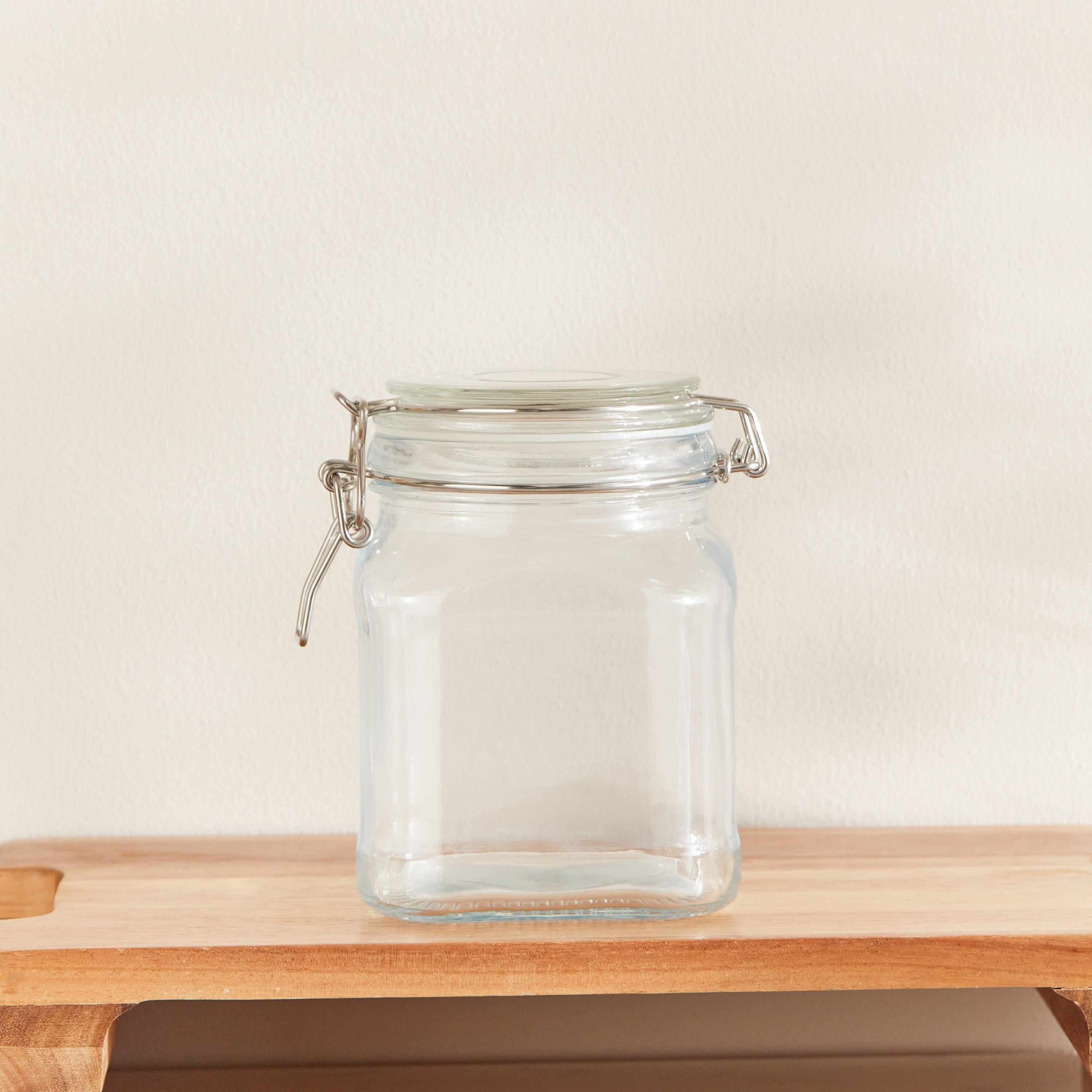 حاوية زجاجيّة بمشبك إغلاق من لوك آند لوك - 900 مل-hbxhomeware-hbxkitchen-image-2