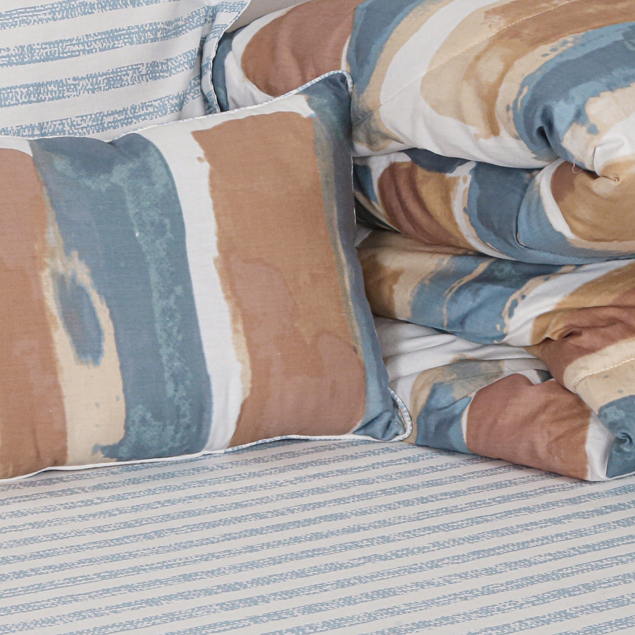 طقم لحاف سوبر كينج قطن 9 قطع بطبعات من هيوستن فابيو - 240x240 سم-hbxhomeware-hbxdecorandfurnishings-image-4