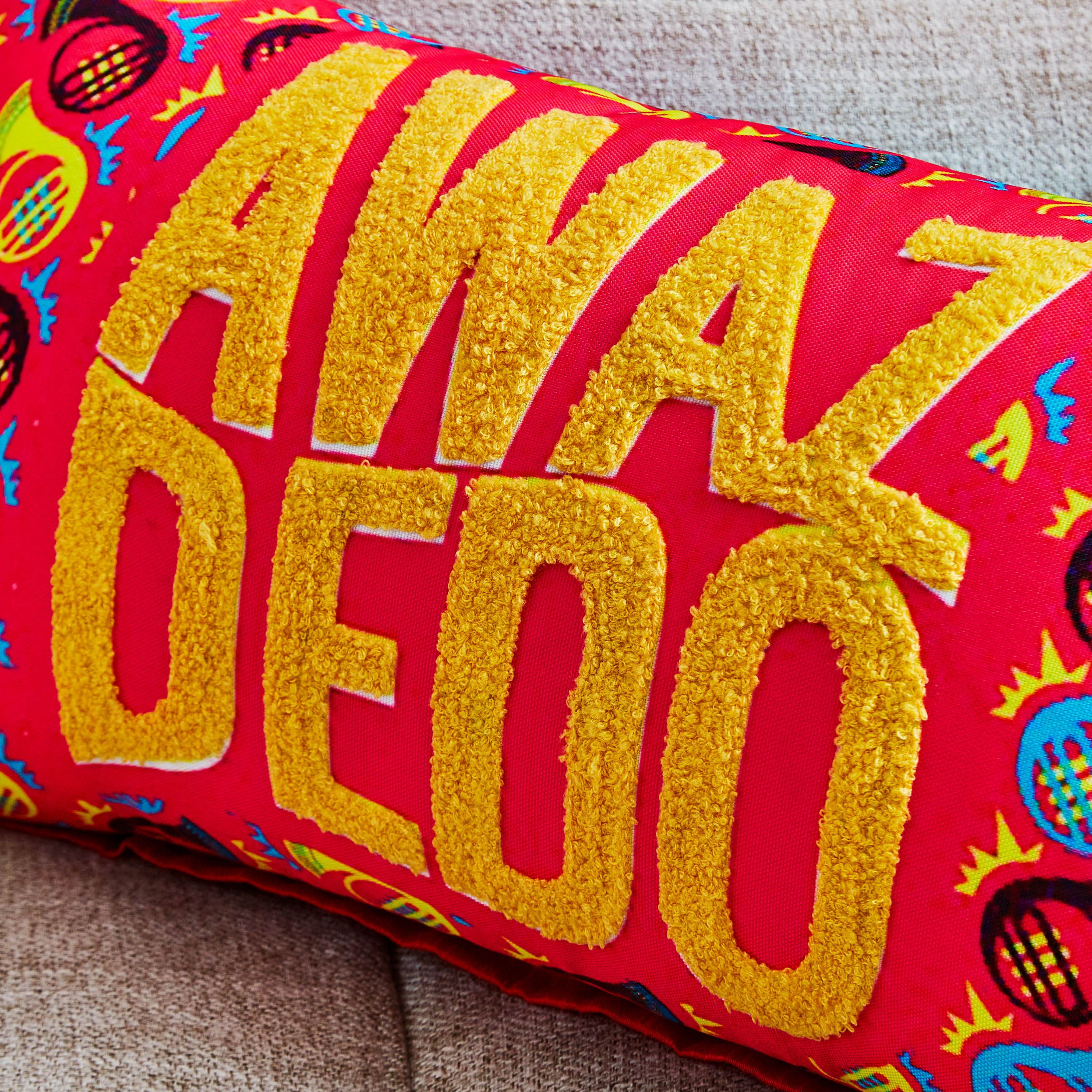 Indie Vibe Horn Filled Cushion - 30x50 cm-hbxlivingroom-furnishings-cushionsandcovers-filledcushions-image-2