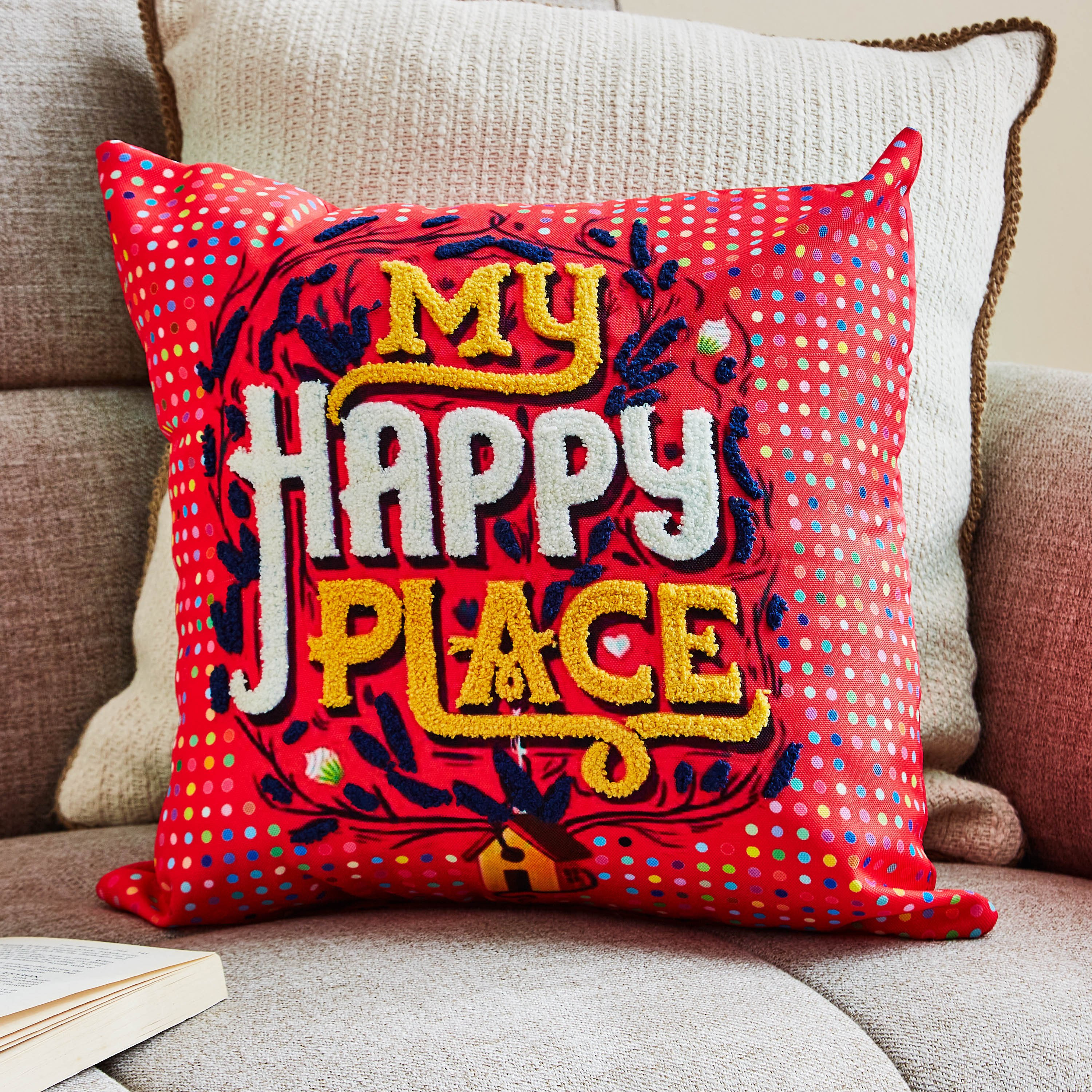 وسادة محشوة هابي من إندي فايب - 40x40 سم-hbxlivingroom-furnishings-cushionsandcovers-filledcushions-image-1