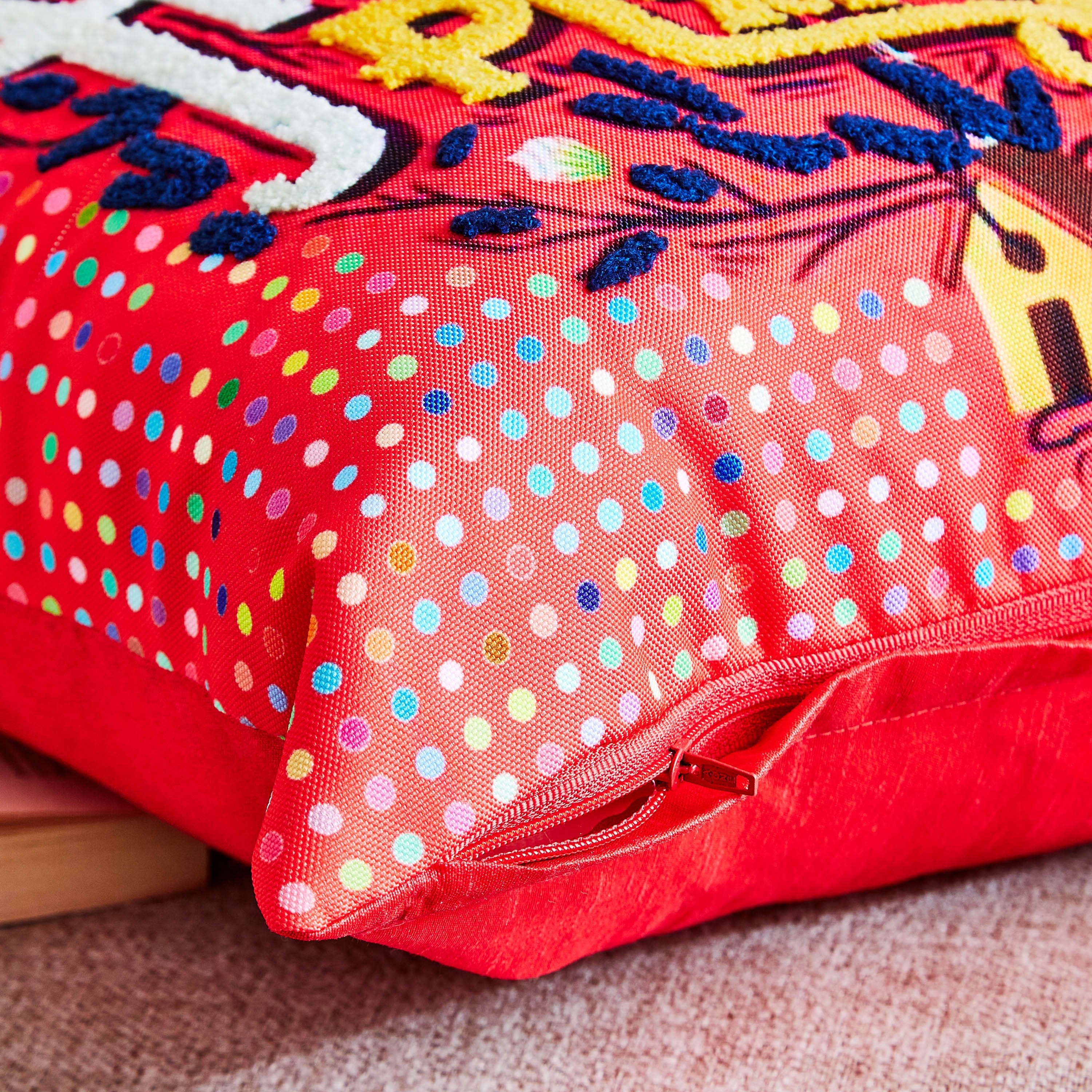 وسادة محشوة هابي من إندي فايب - 40x40 سم-hbxlivingroom-furnishings-cushionsandcovers-filledcushions-image-3