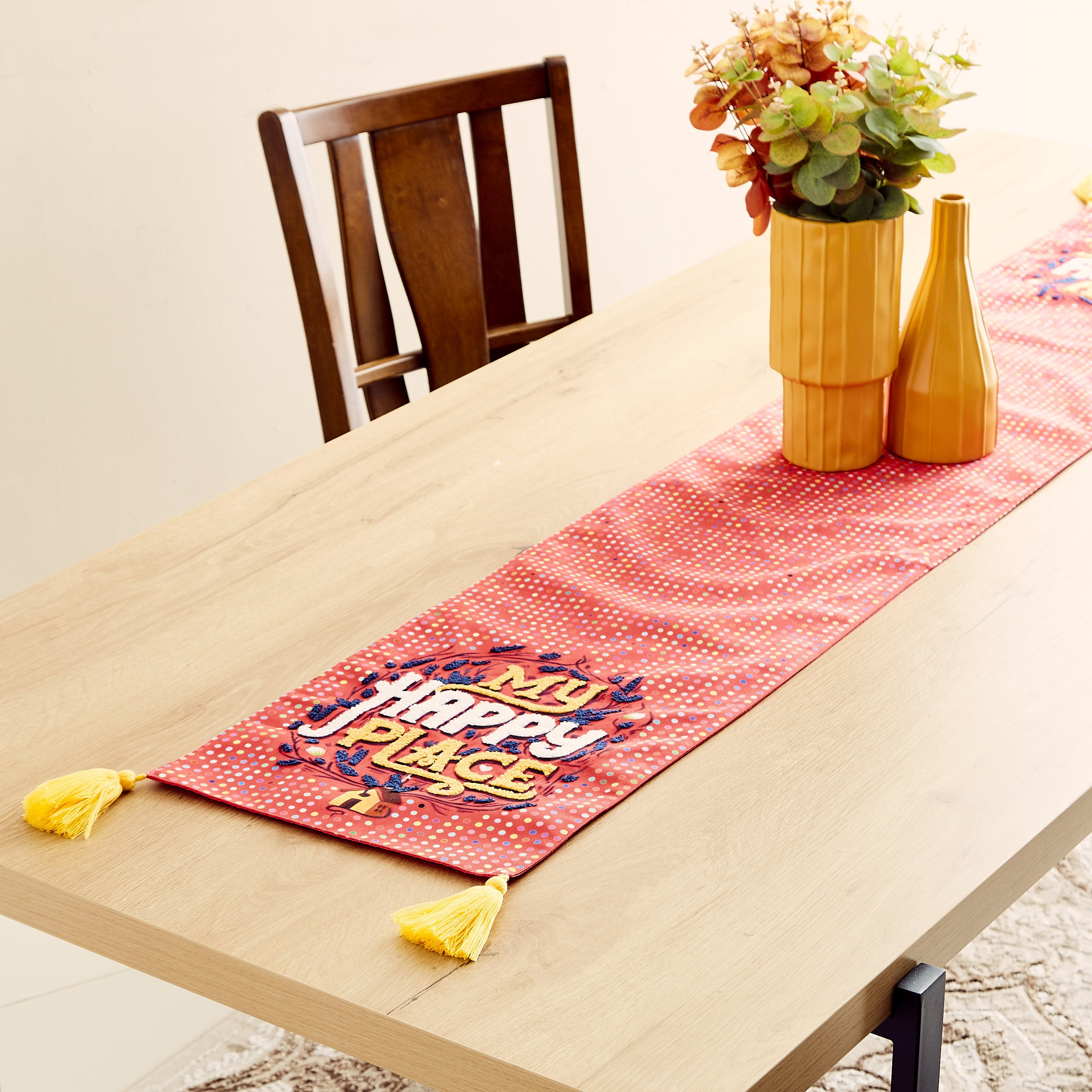 مفرش هابي من إندي فايب - 33x180 سم-hbxdecorandfurnishings-homefurnishings-tablelinens-image-1