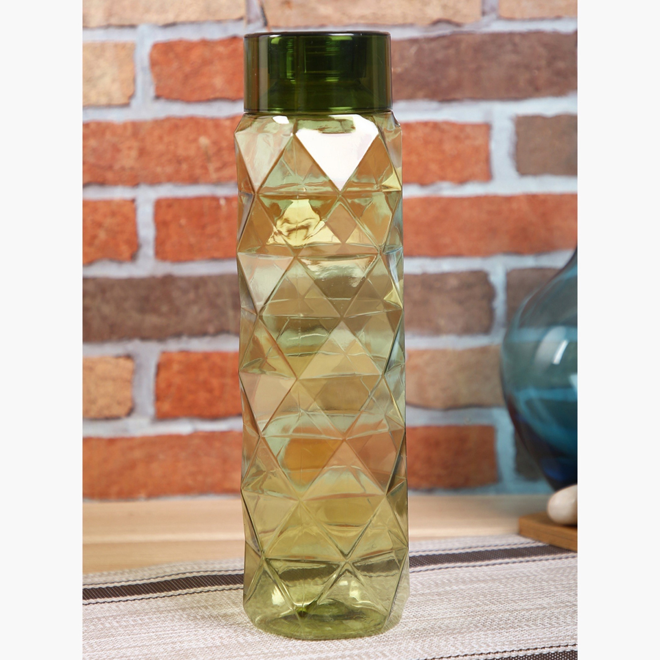 Elite Diamond Water Bottle - 1.3 L-hbxhomeware-hbxkitchen-image-1