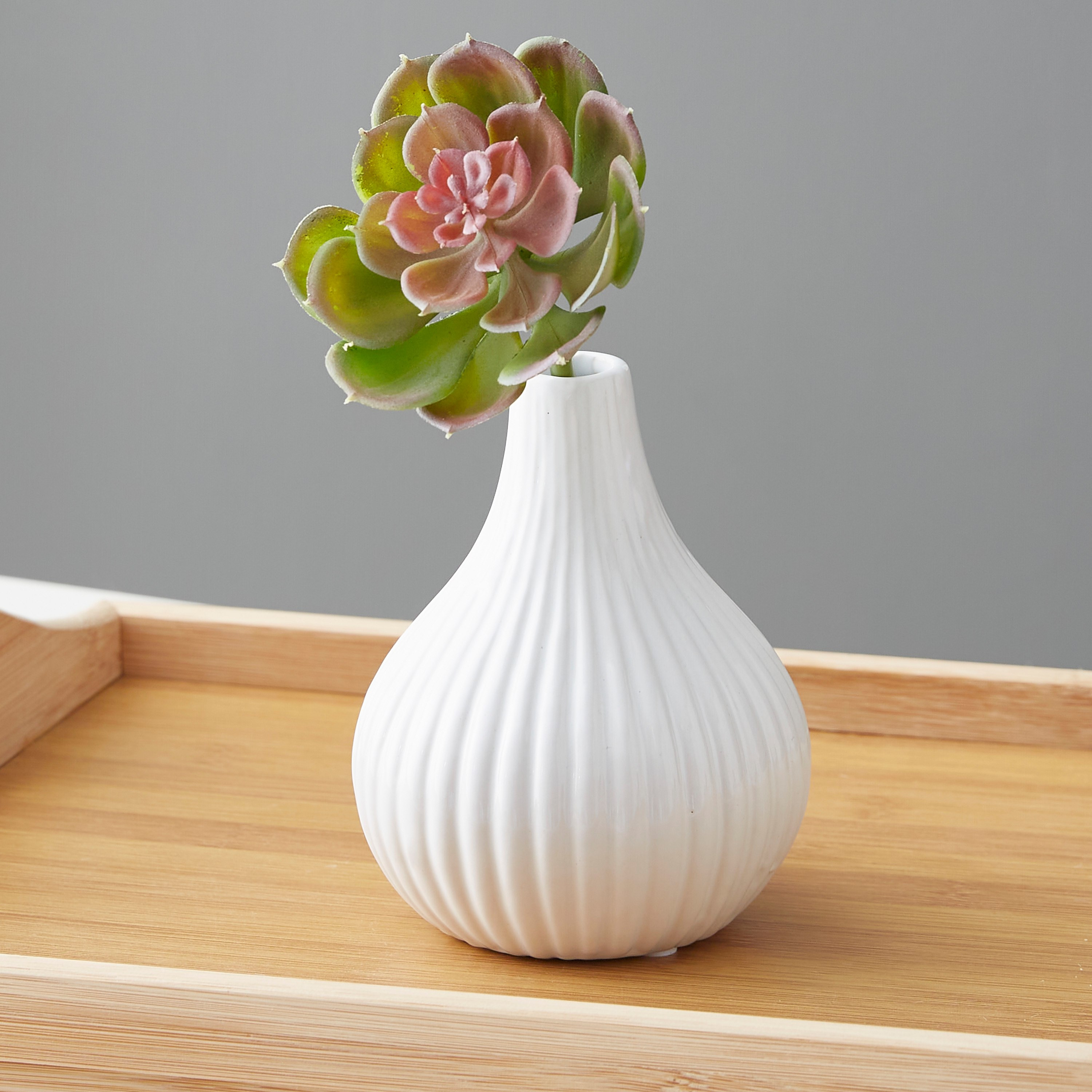 مزهرية سيراميك مضلعة من سانسا - 11x11x13 سم-hbxbedroom-decorandaccessories-vases-image-1