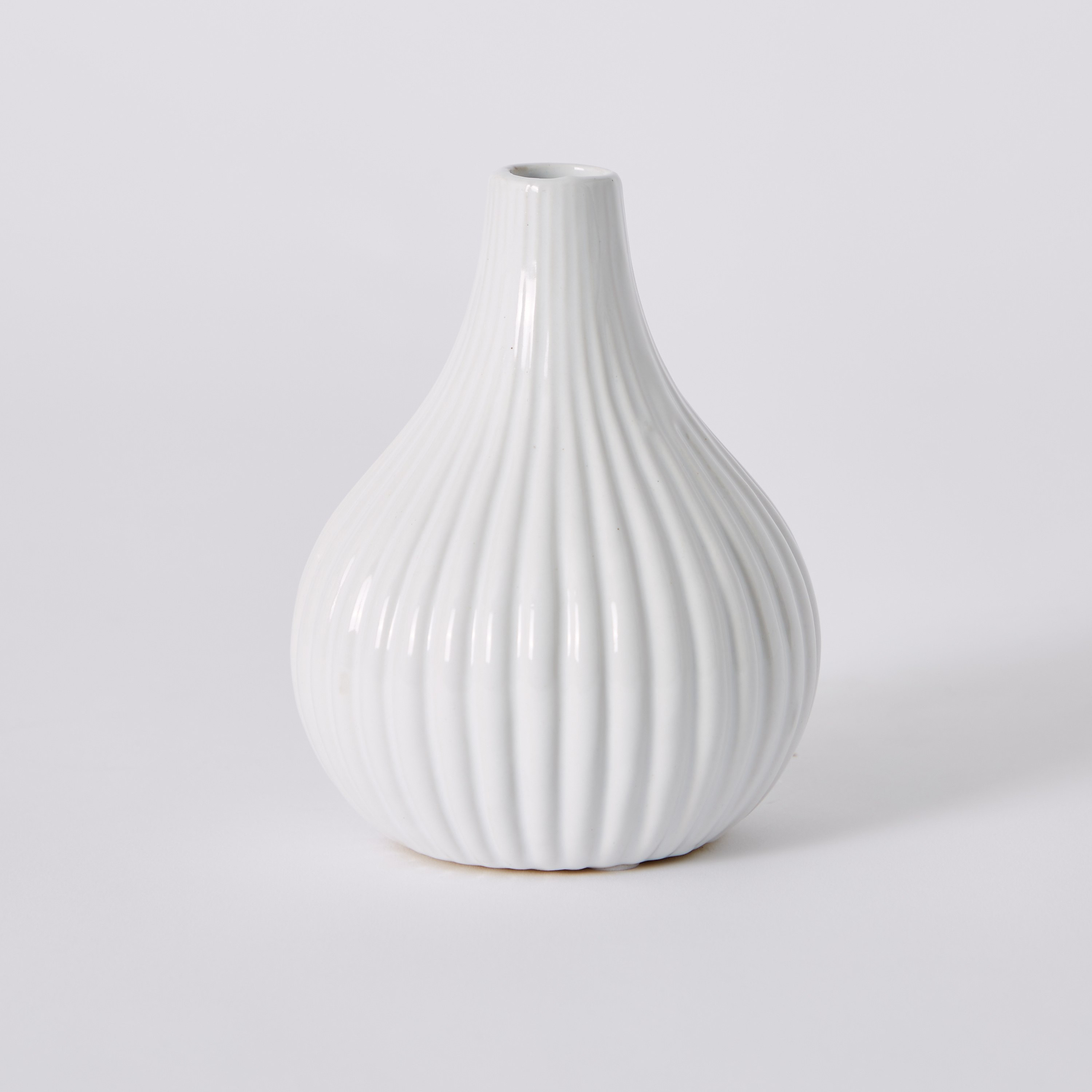 مزهرية سيراميك مضلعة من سانسا - 11x11x13 سم-hbxbedroom-decorandaccessories-vases-image-5