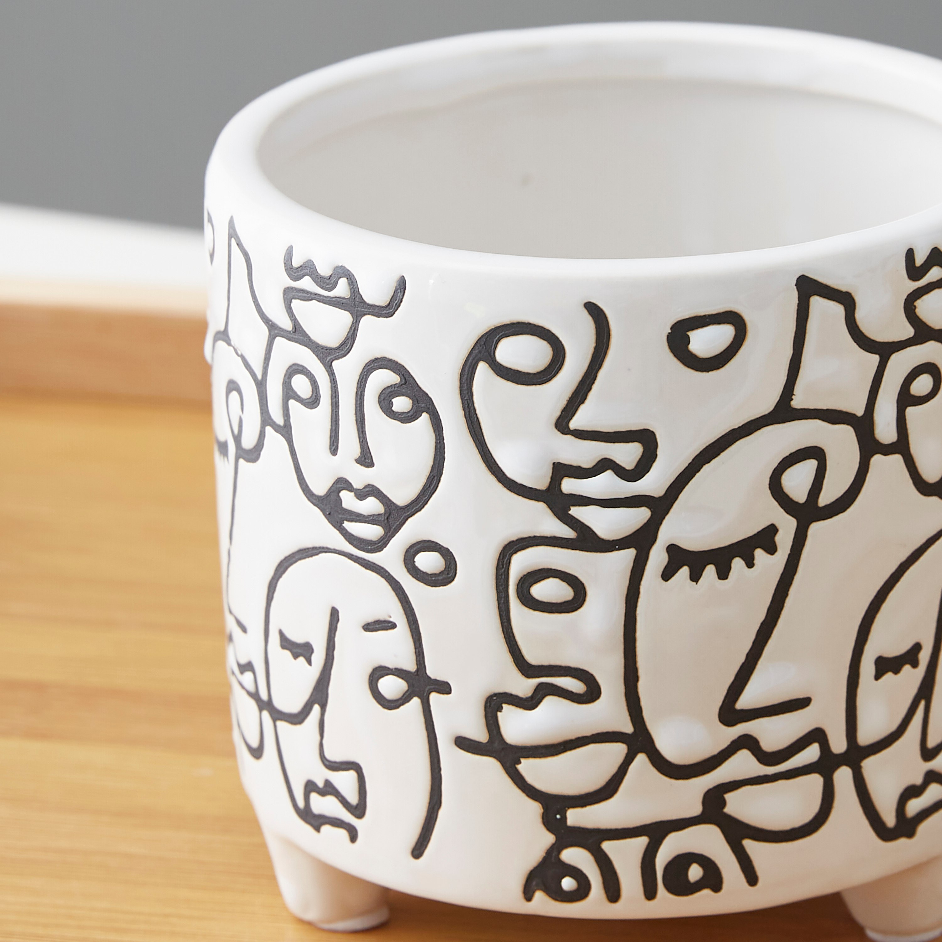 Sansa Ceramic Scribble Face Medium Vase - 10.5x10.5x10 cm-hbxbedroom-decorandaccessories-vases-image-3