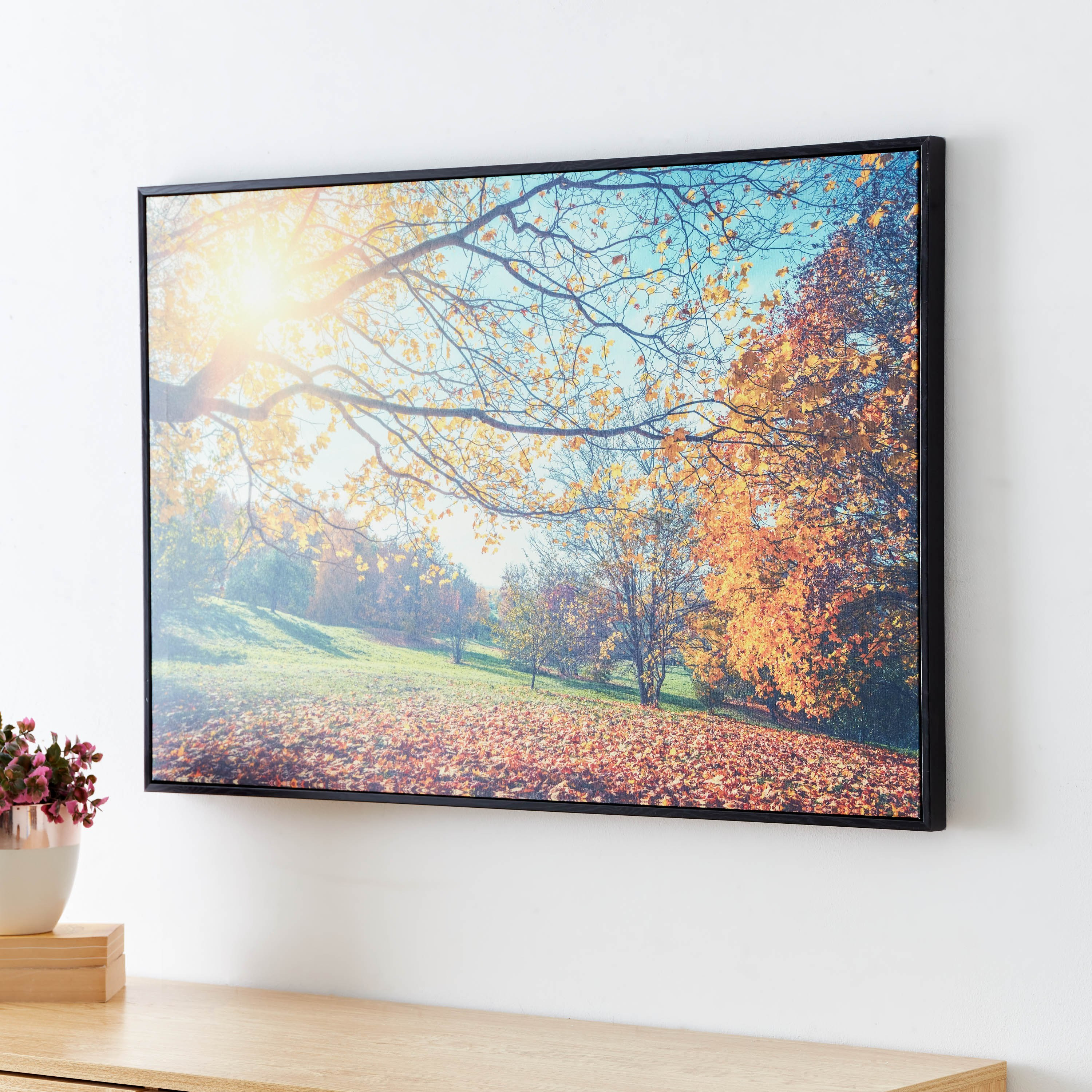 لوحة كانفاس مؤطّرة ولامعة بتصميم منظر طبيعي من إيفورا - 90x3x60 سم-hbxhomeware-hbxdecorandfurnishings-image-2