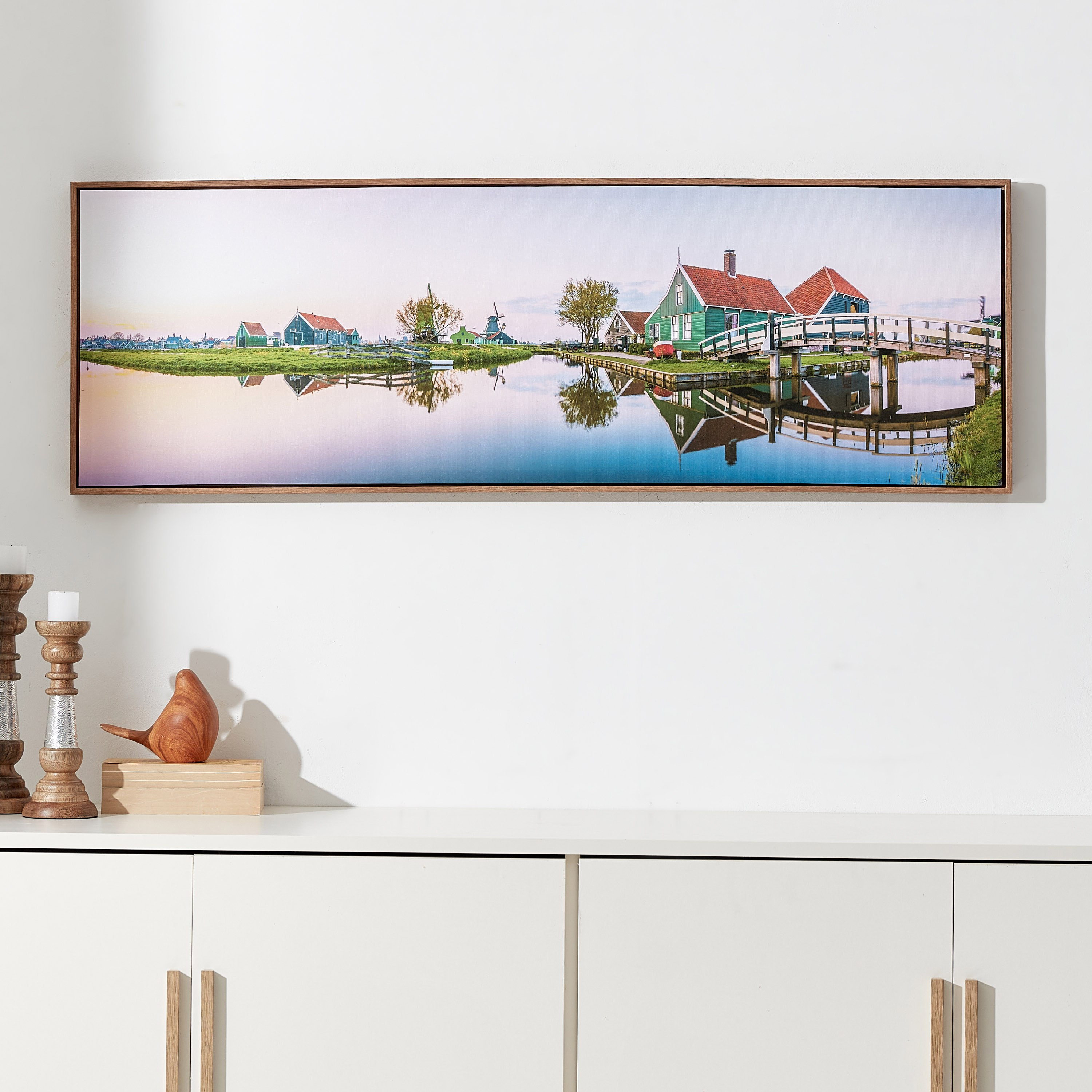لوحة كانفاس مؤطرة ولامعة بتصميم بحيرة وقارب من إيفورا - 120x4x40 سم-hbxhomeware-hbxdecorandfurnishings-image-1