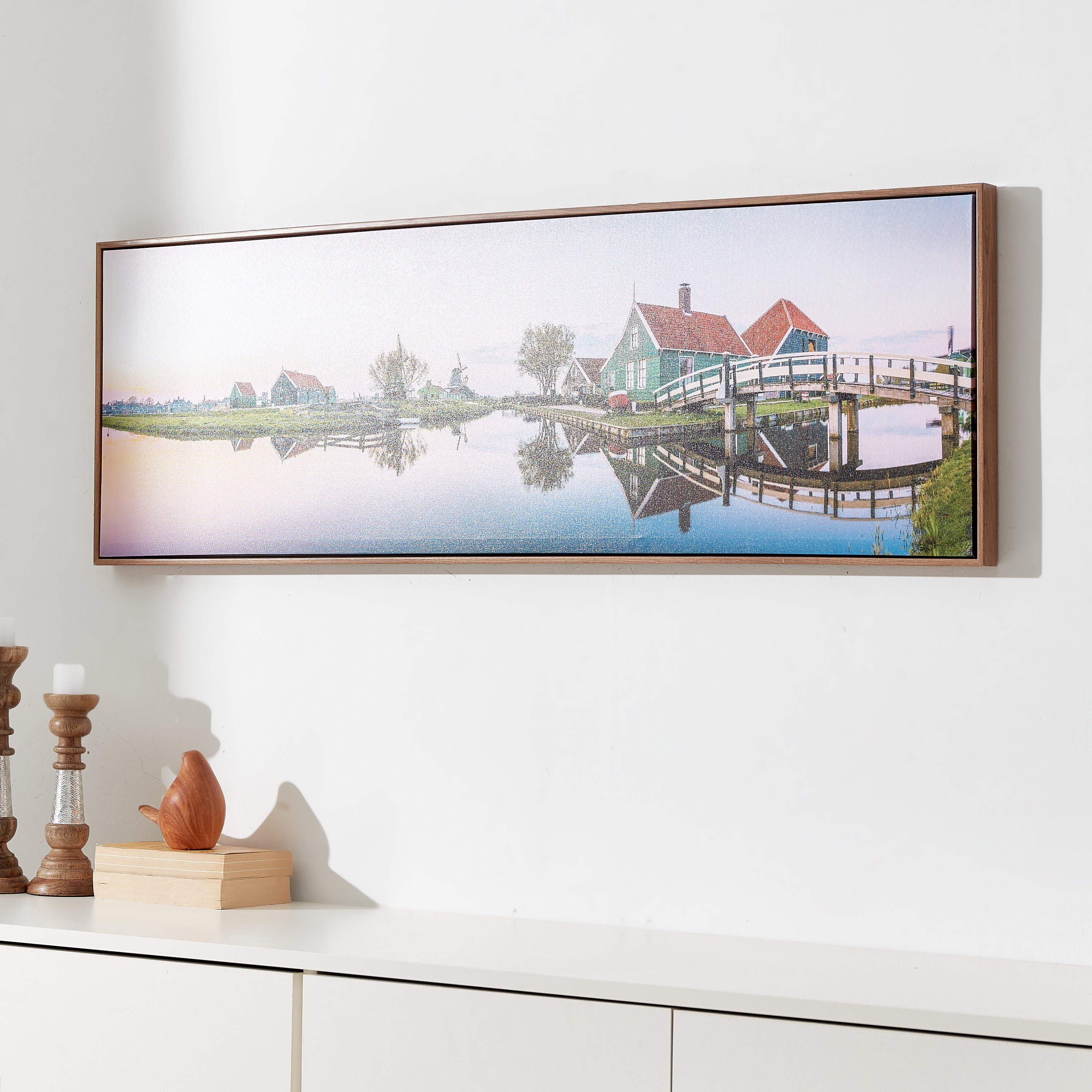 لوحة كانفاس مؤطرة ولامعة بتصميم بحيرة وقارب من إيفورا - 120x4x40 سم-hbxhomeware-hbxdecorandfurnishings-image-2