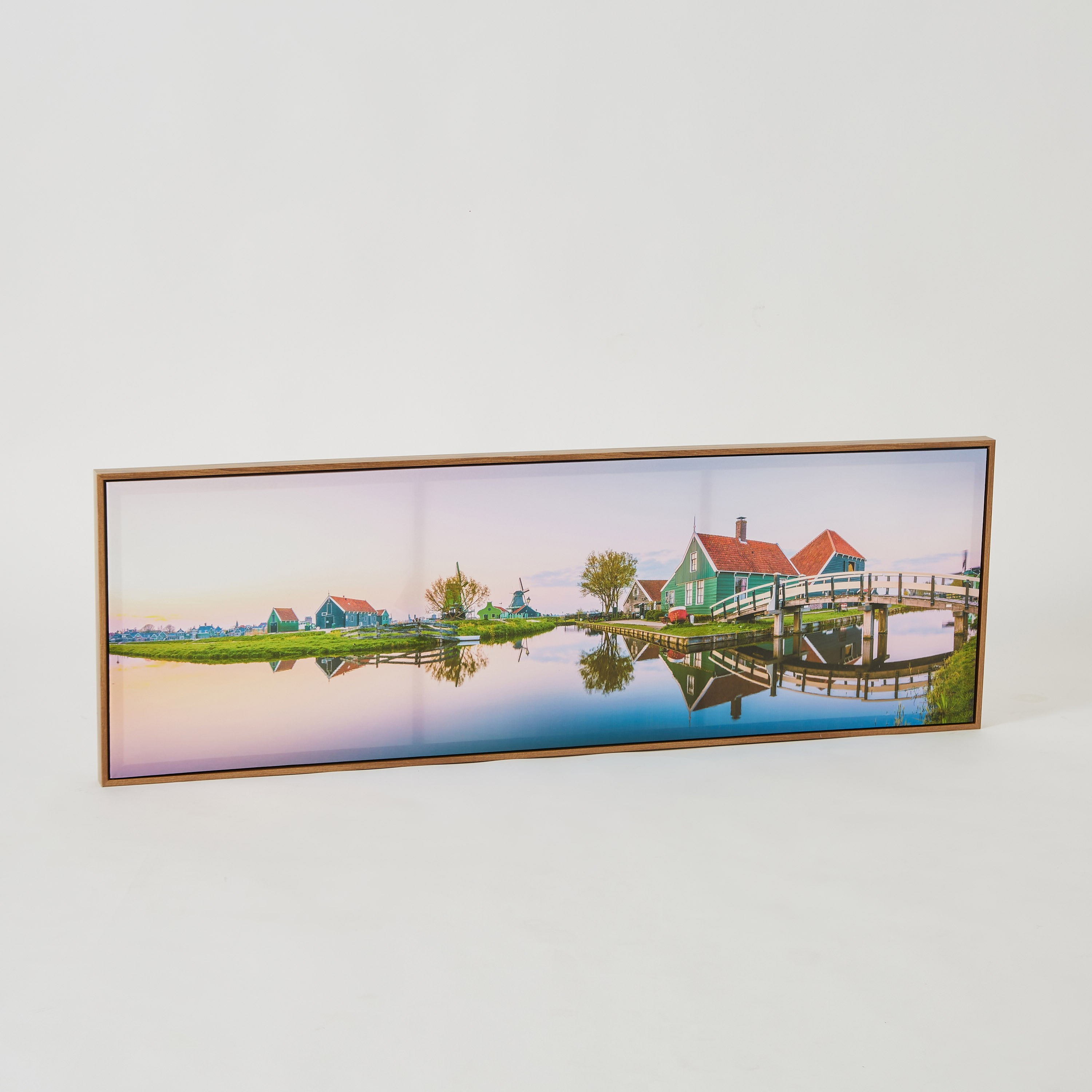 لوحة كانفاس مؤطرة ولامعة بتصميم بحيرة وقارب من إيفورا - 120x4x40 سم-hbxhomeware-hbxdecorandfurnishings-image-4